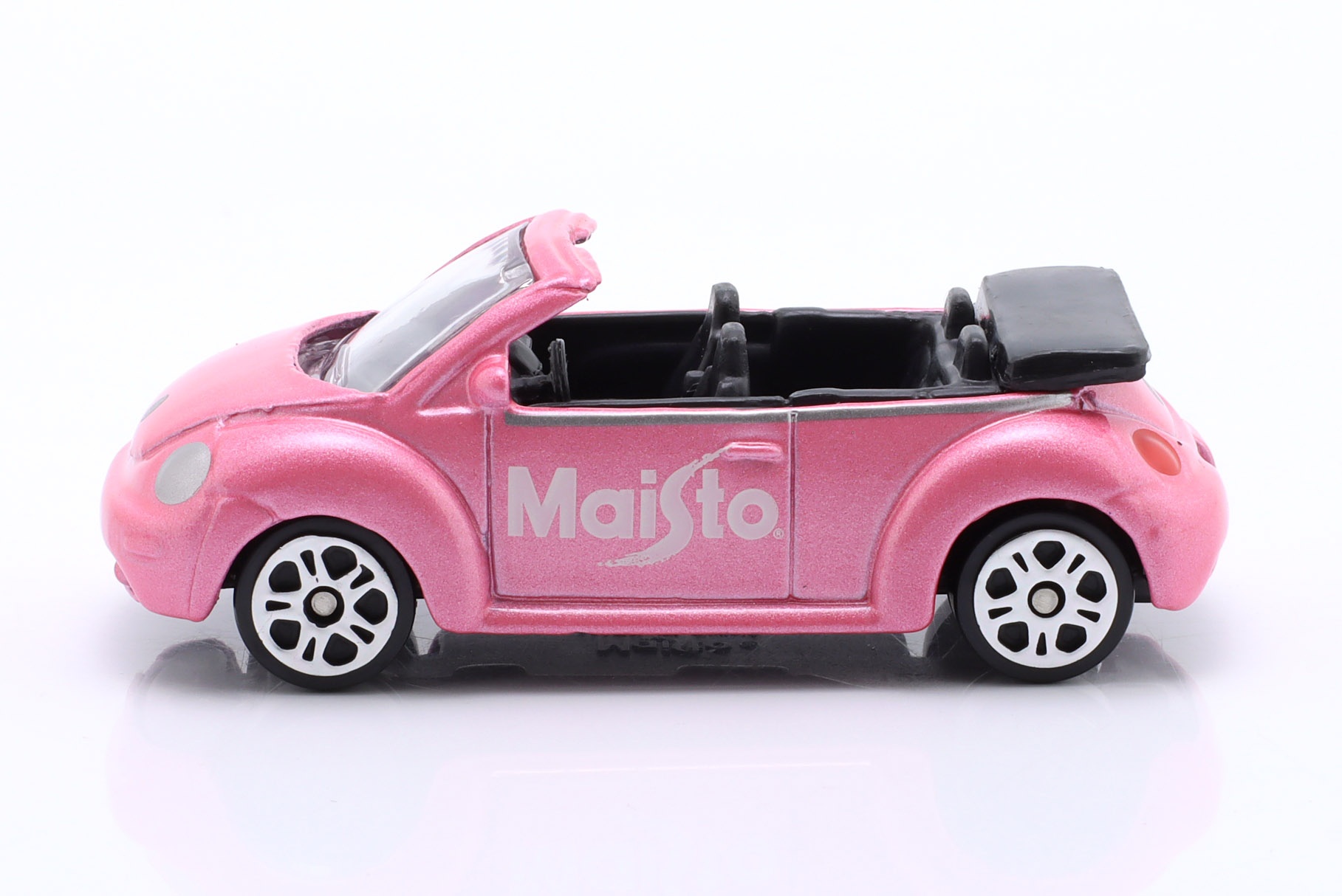 Volkswagen VW New Beetle Cabrio Spielwarenmesse N&uuml;rnberg 2026 pink metallic  