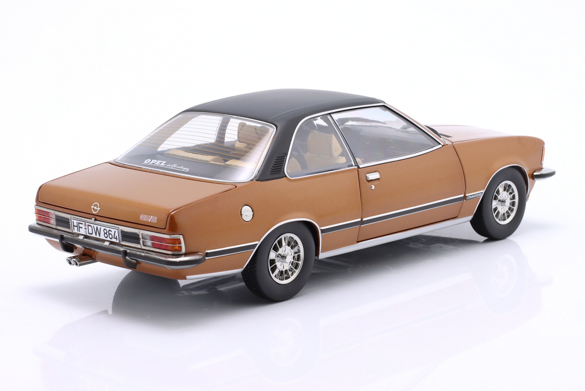 Opel Commodore B GS/E Coup&eacute; Baujahr 1975 goldbraun metallic  