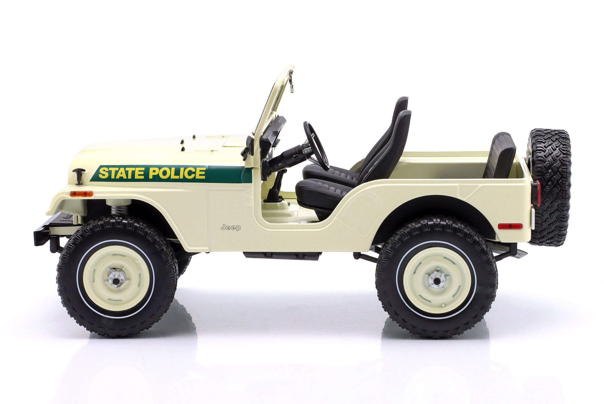 Jeep CJ-5 Maryland State Police 1983 creme wei&szlig;  