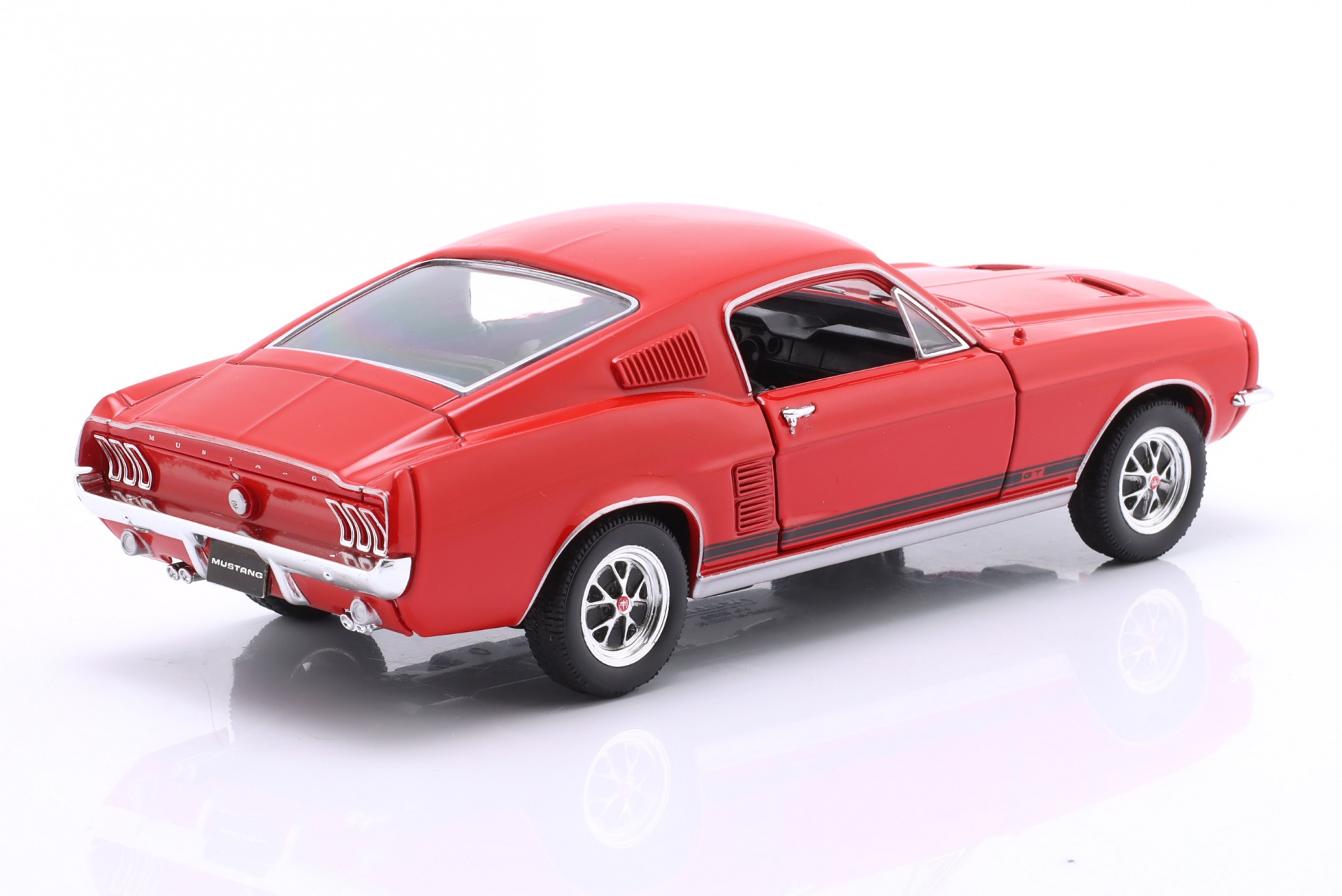 Ford Mustang GT Baujahr 1967 rot  
