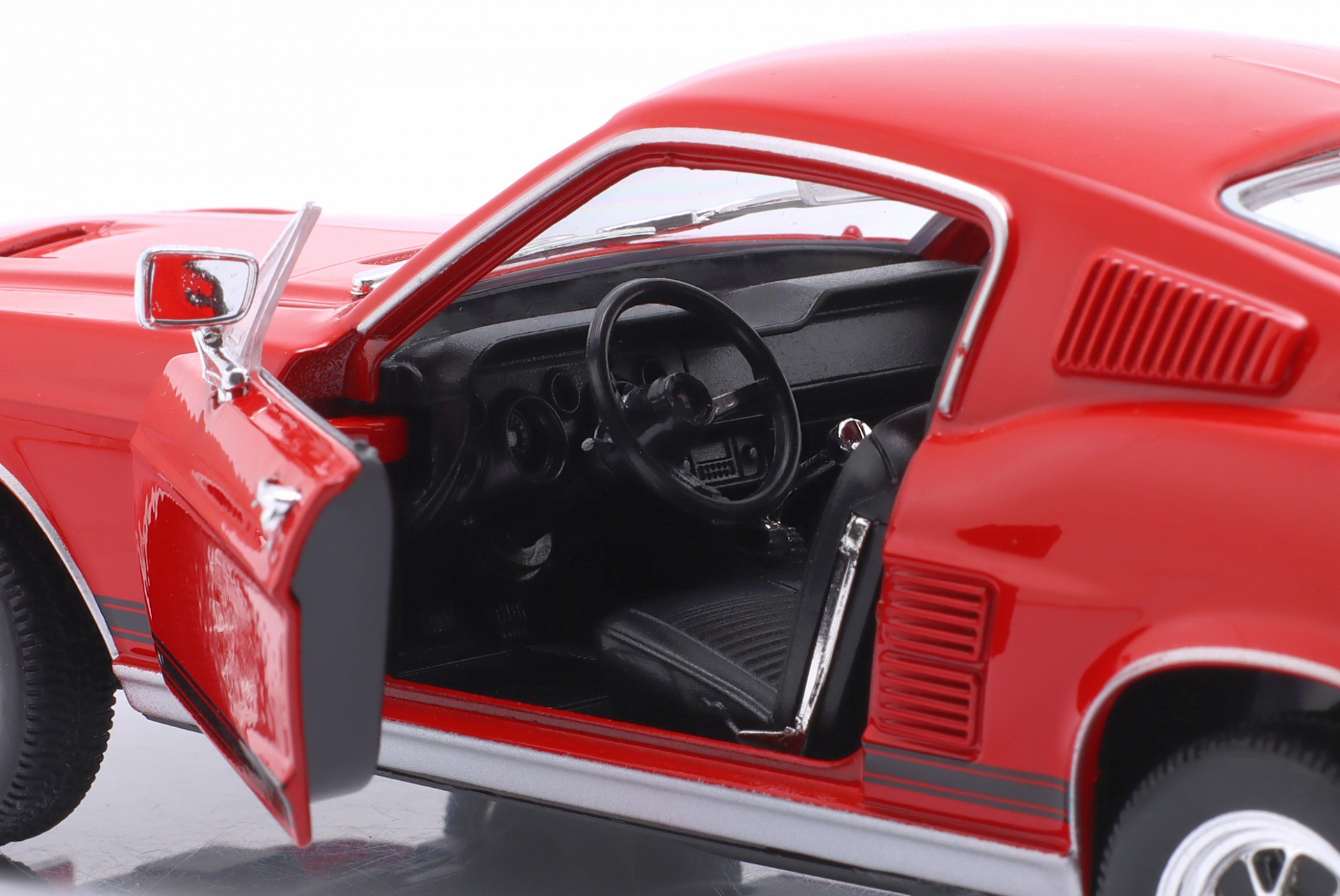 Ford Mustang GT Baujahr 1967 rot  