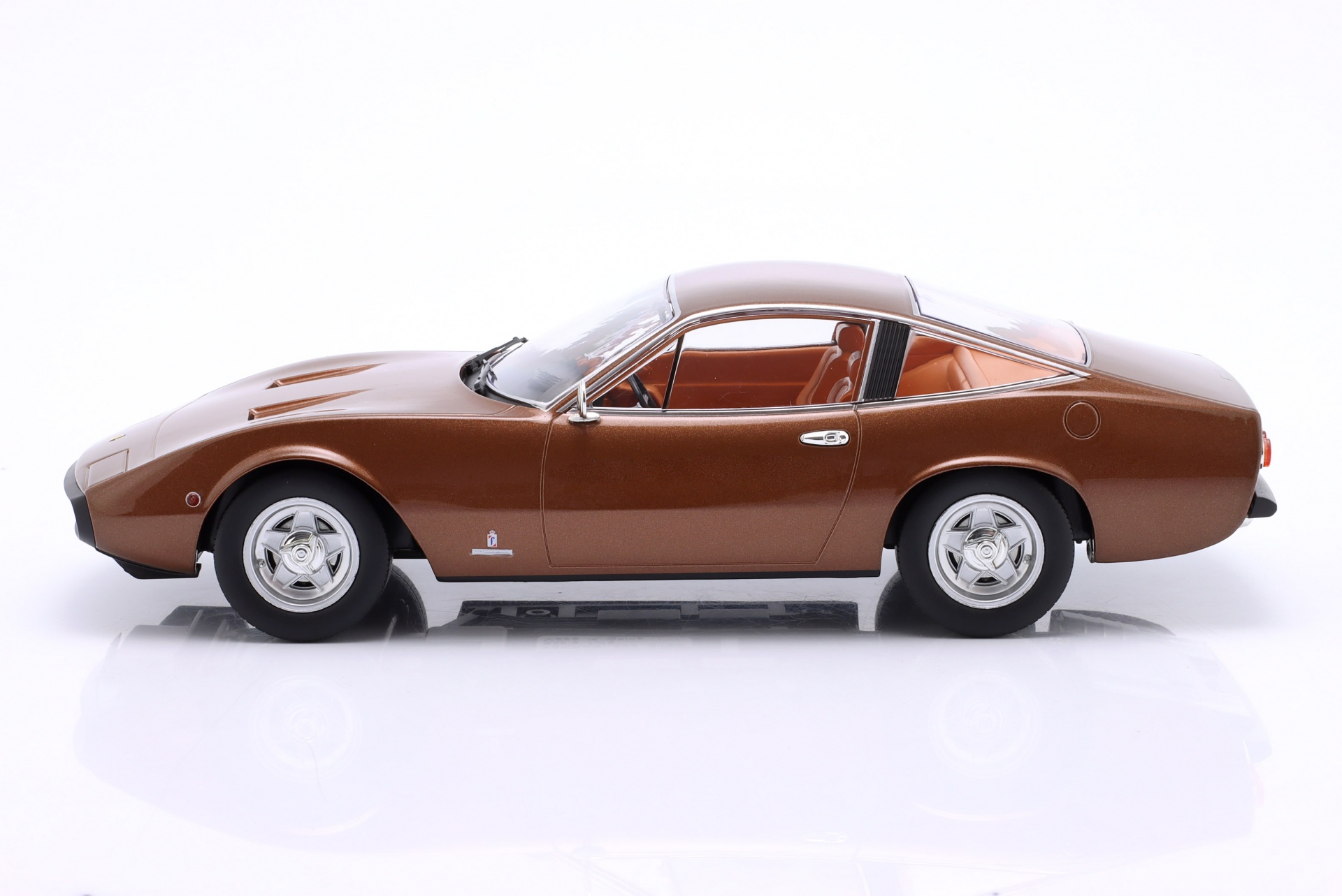 Ferrari 365 GTC4 Baujahr 1971 braun metallic  