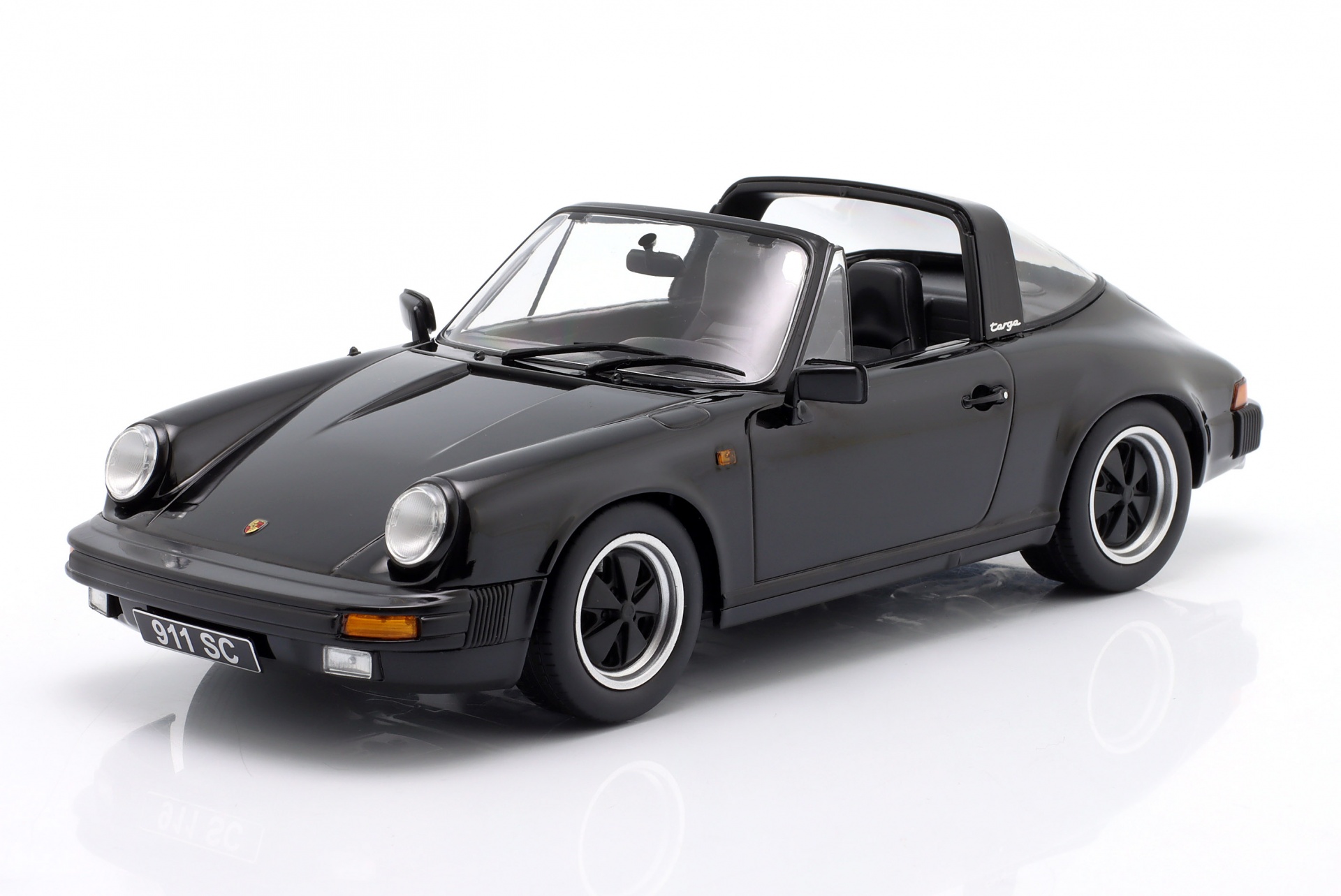 Porsche 911 SC Targa Baujahr 1983 schwarz  