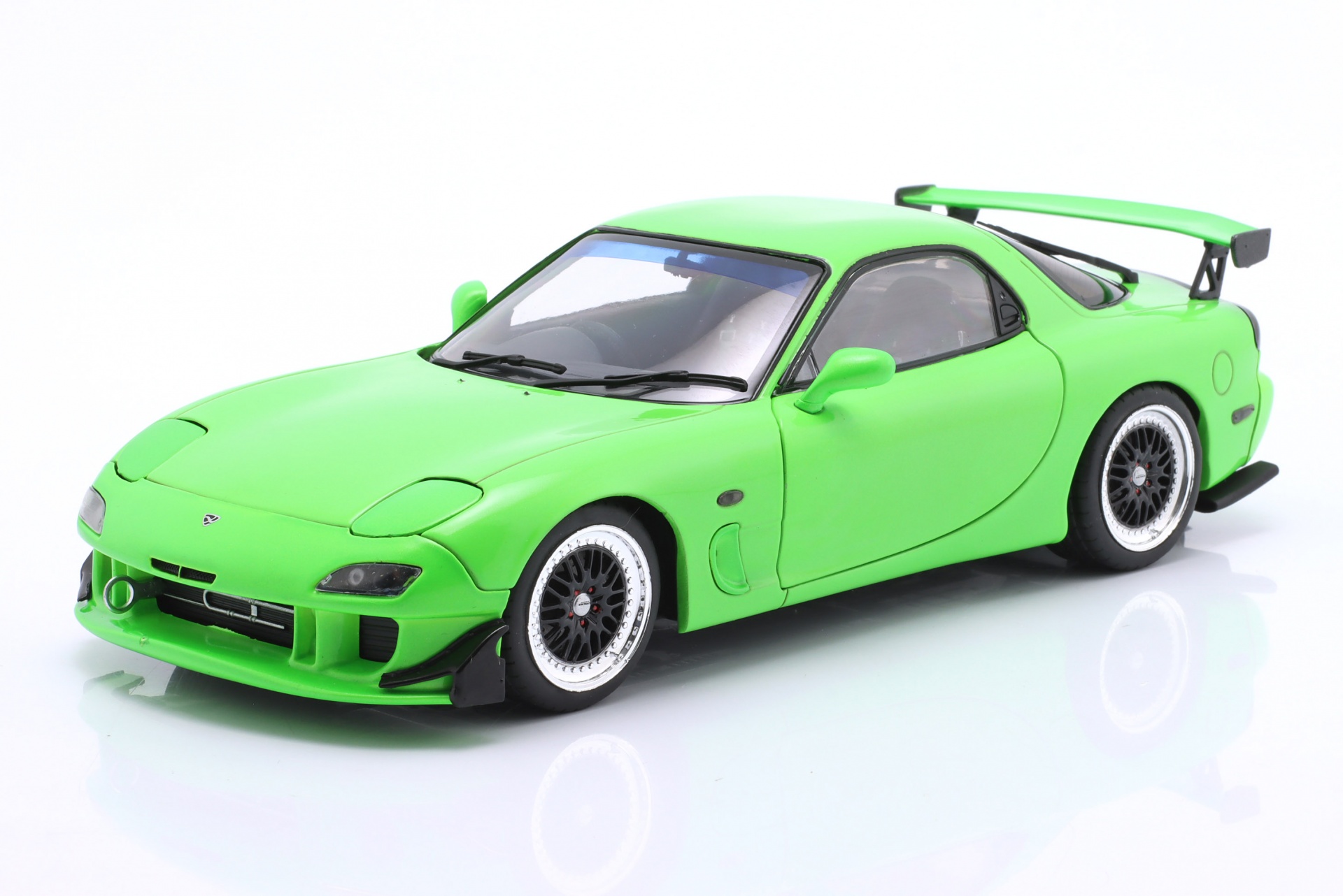 Mazda RX-7 Type RS (FD35) Baujahr 1999 neongr&uuml;n  