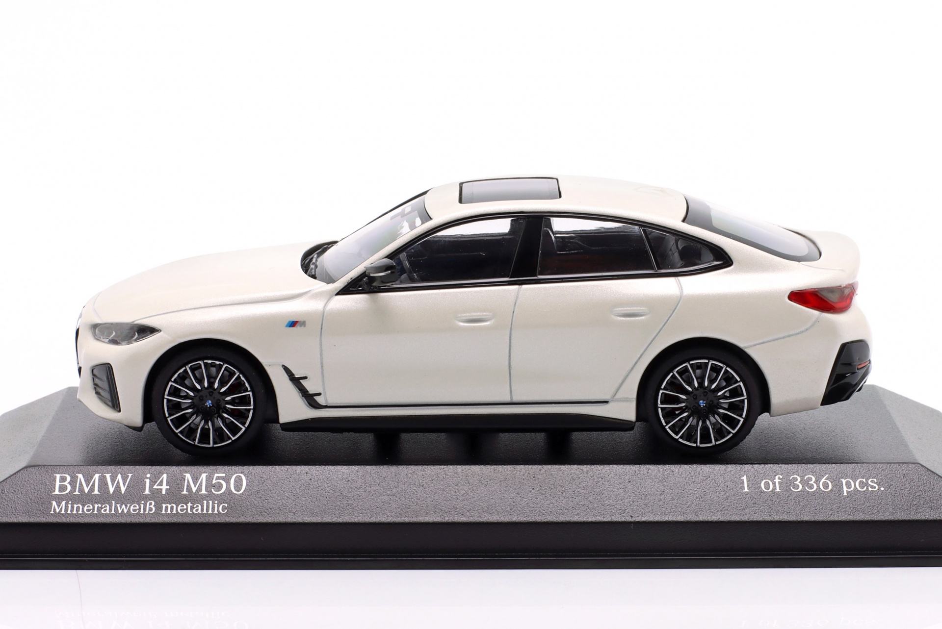 BMW I4 M50 Baujahr 2023 wei&szlig; metallic  