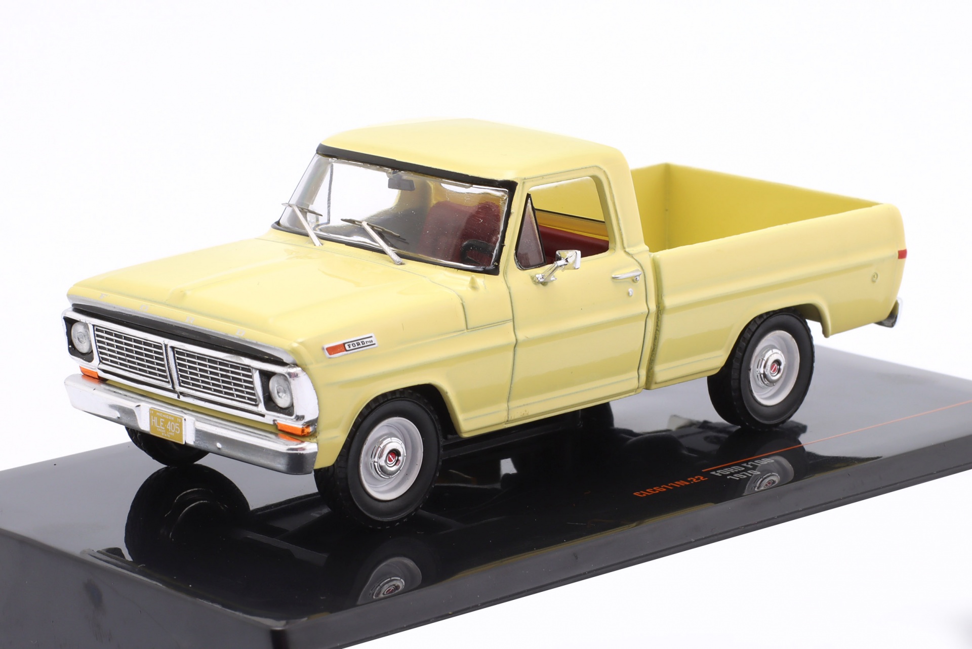 Ford F100 Baujahr 1970 hellgelb  