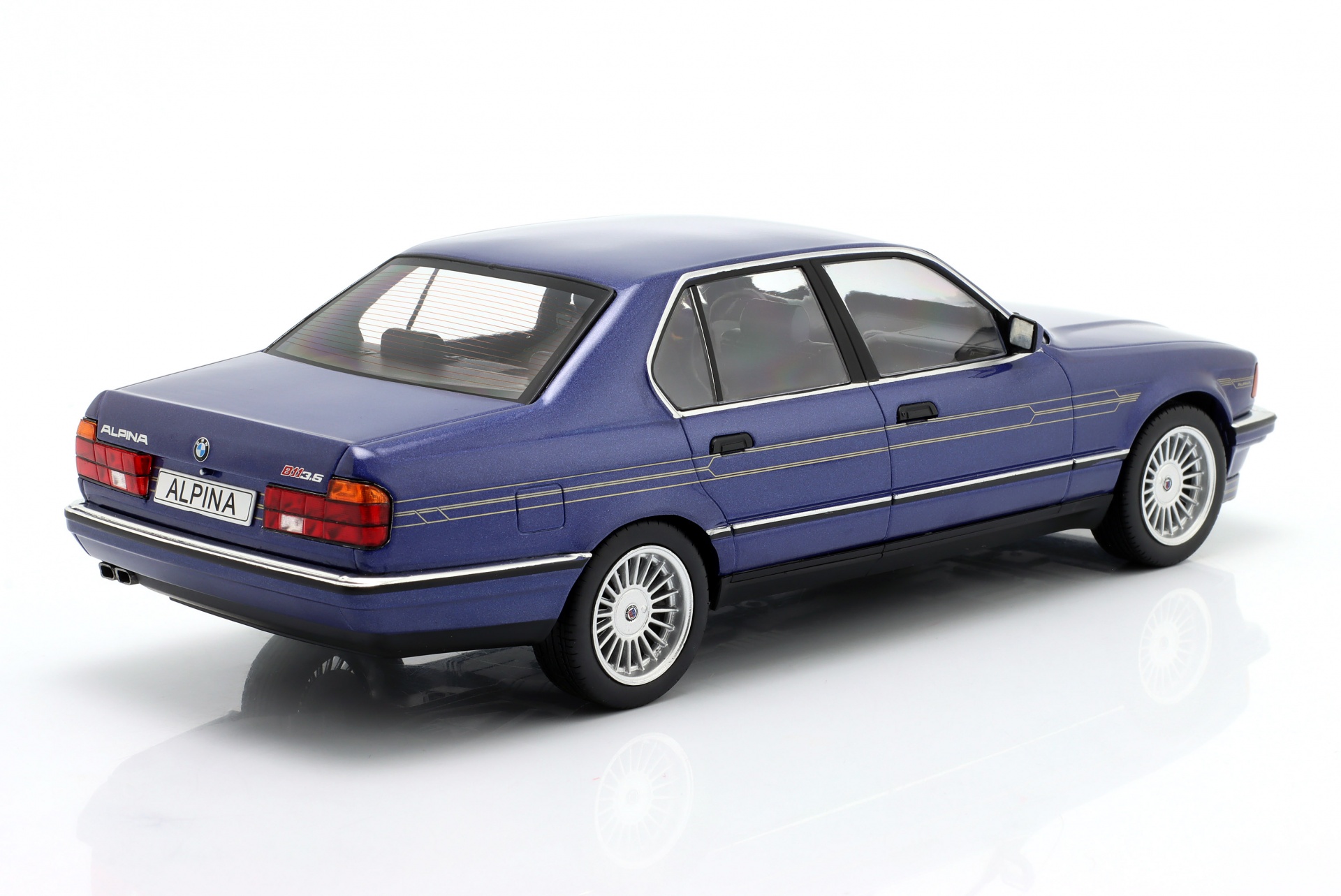 BMW E32 Alpina B11 3.5 Baujahr 1992 dunkelblau metallic  