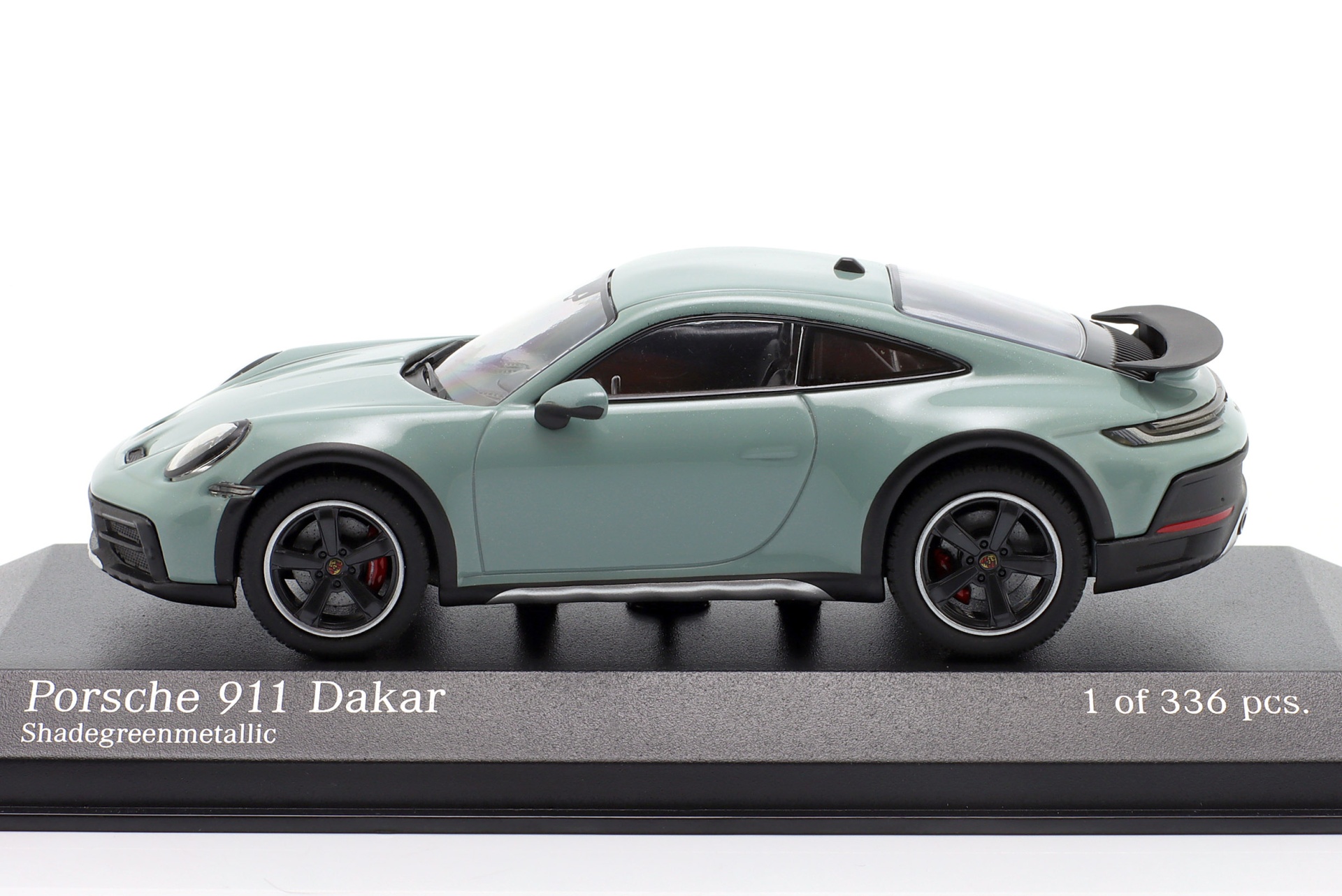 Porsche 911 Dakar Baujahr 2022 shadegr&uuml;n metallic  