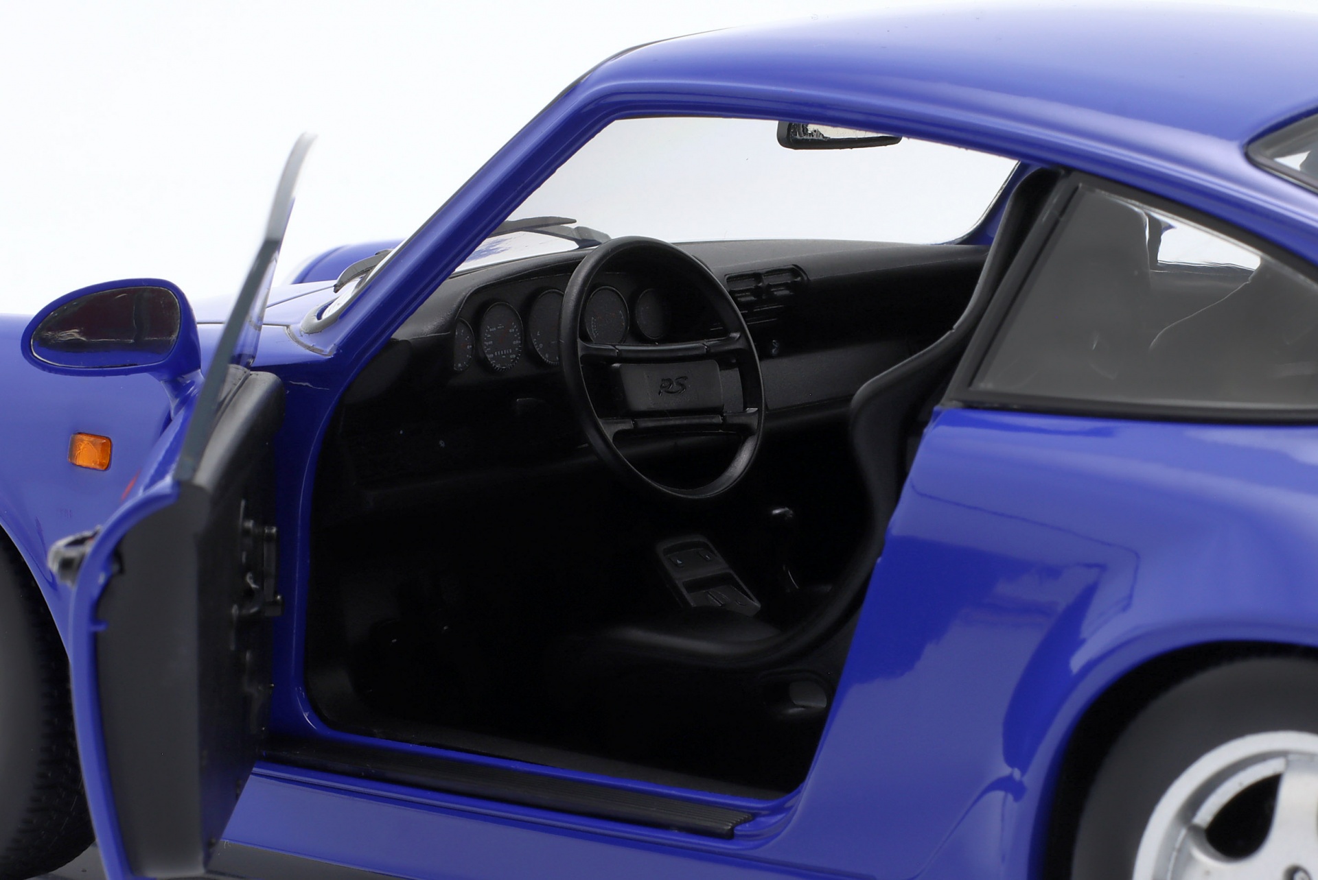 Porsche 911 (964) RS Baujahr 1992 blau / Cup Felgen  