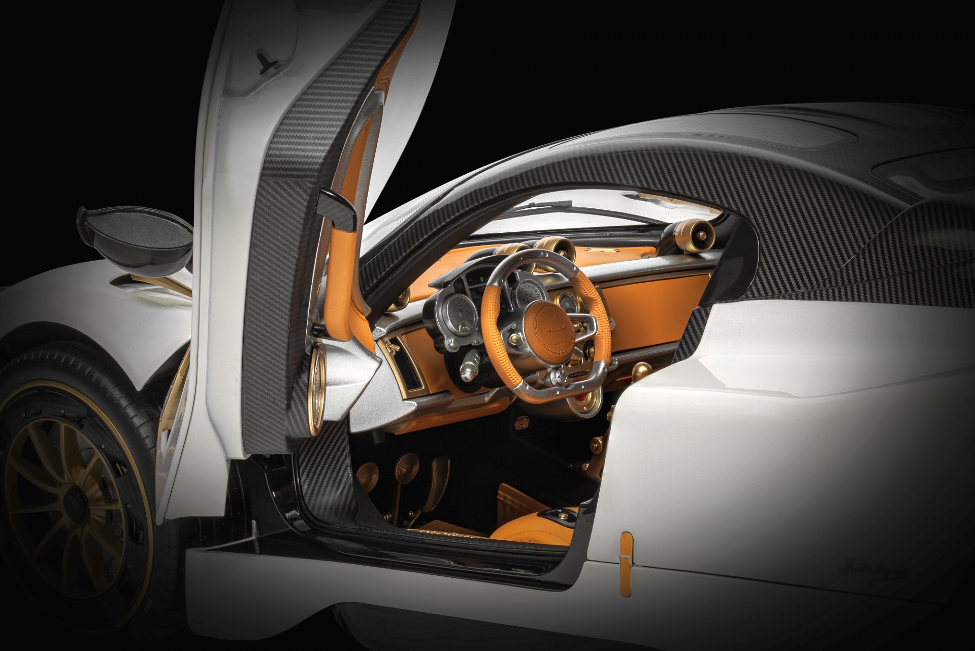 Pagani Utopia Coupe Baujahr 2023 perlwei&szlig; Bausatz  