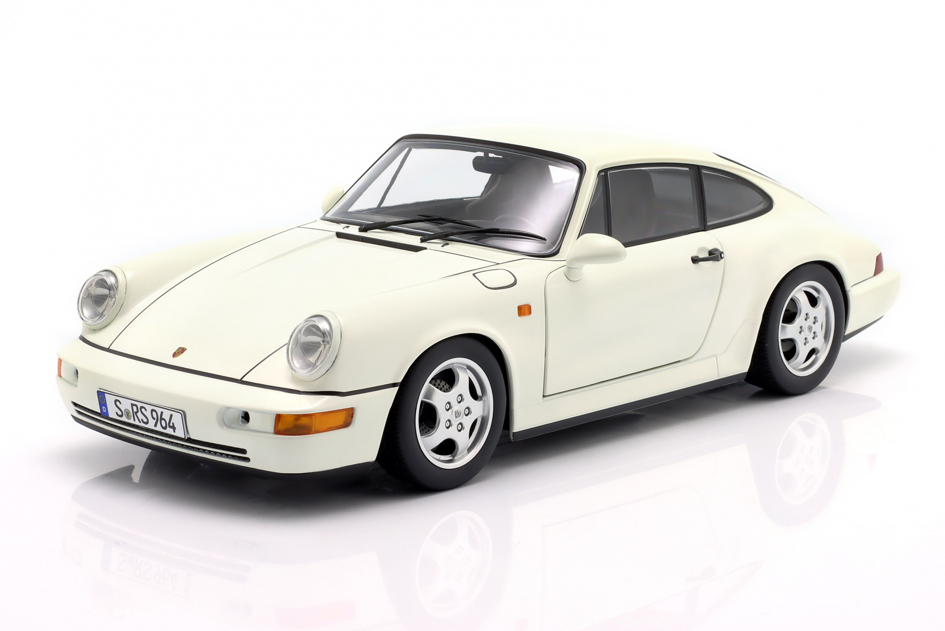 Porsche 911 (964) RS Baujahr 1992 wei&szlig; / Cup Felgen  