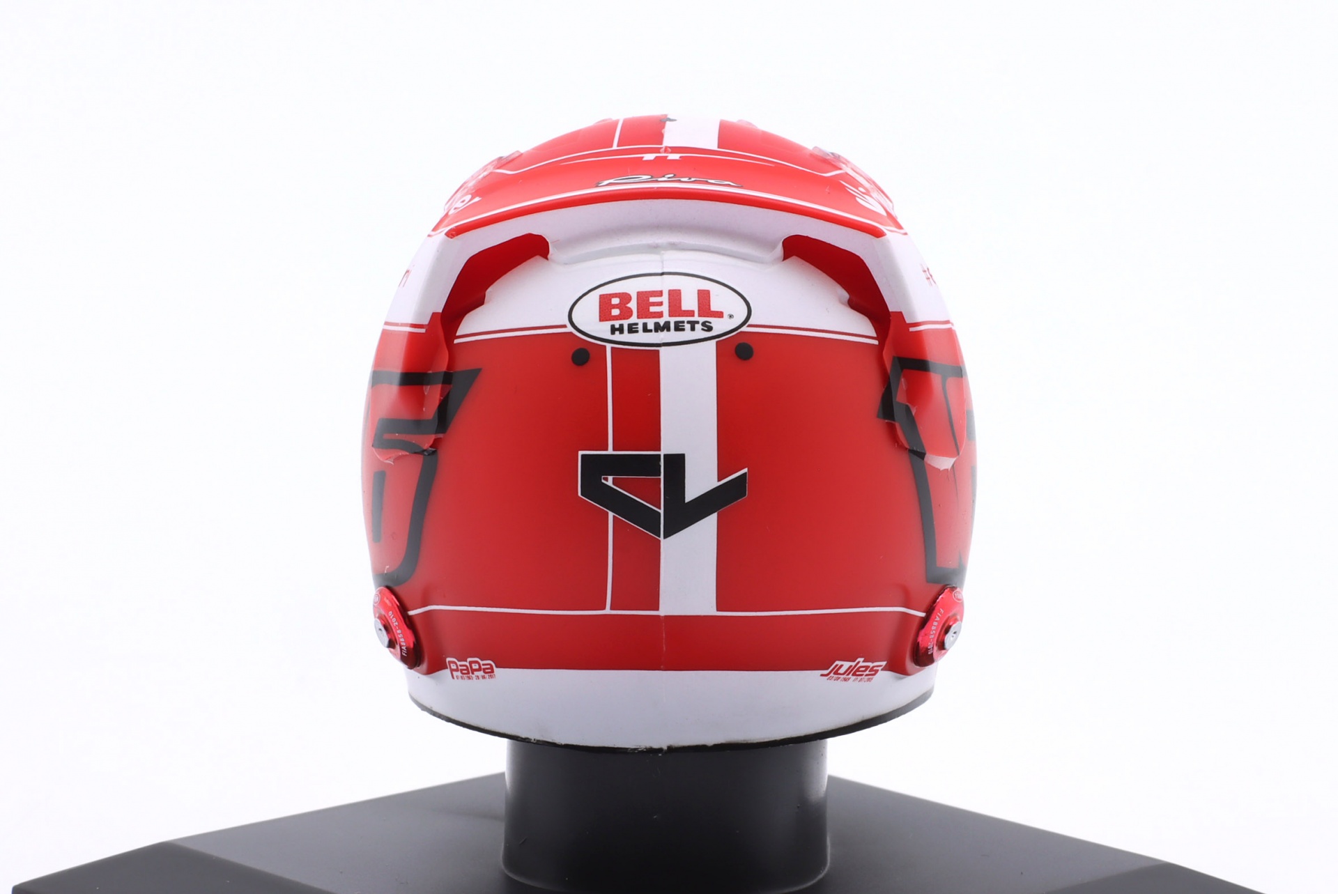 Charles Leclerc #16 Scuderia Ferrari Formel 1 2022 Helm   Editions
