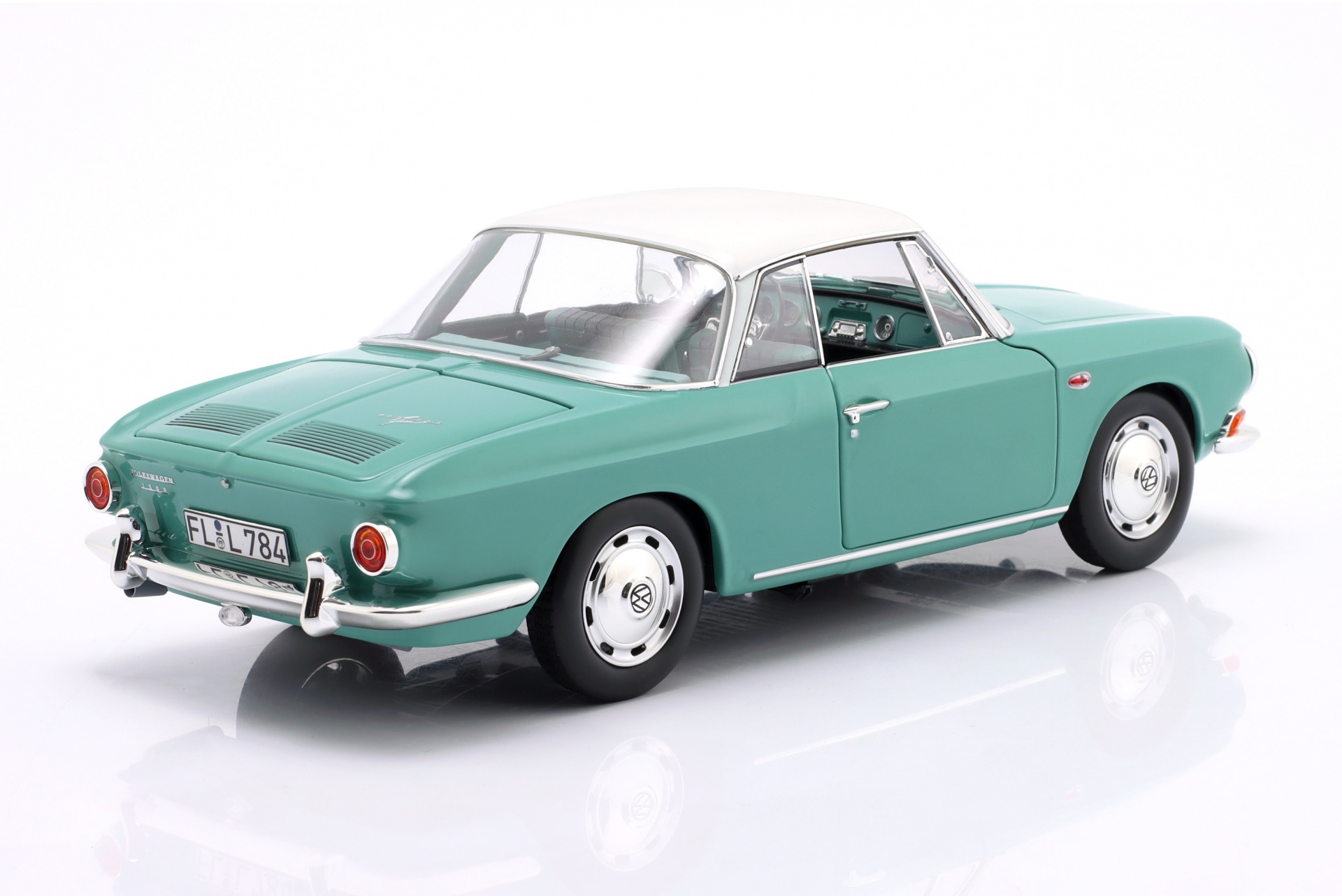 Volkswagen VW Karmann Ghia 1500 Typ 34 Baujahr 1961 pacific gr&uuml;n  