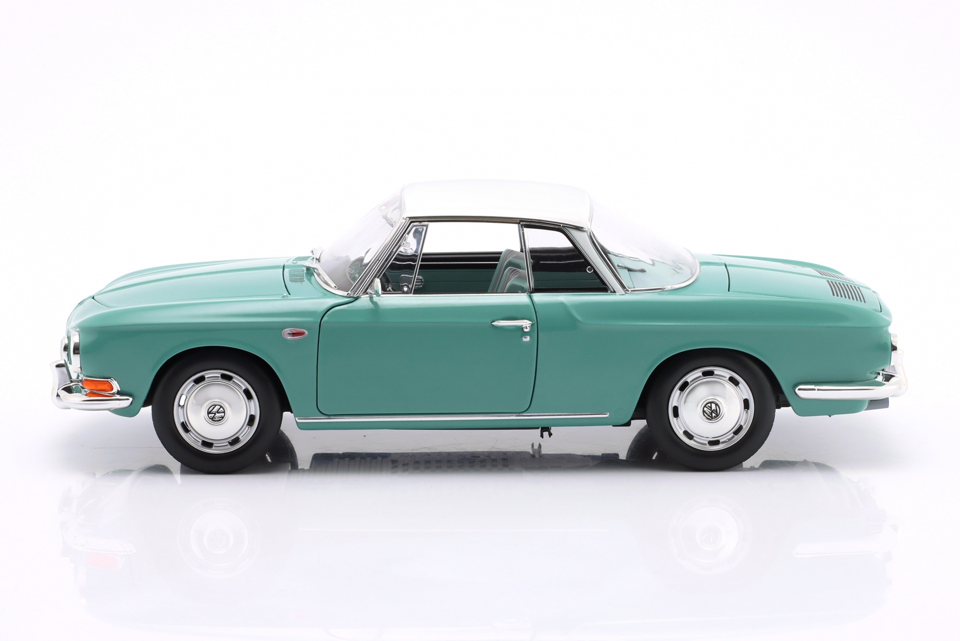 Volkswagen VW Karmann Ghia 1500 Typ 34 Baujahr 1961 pacific gr&uuml;n  