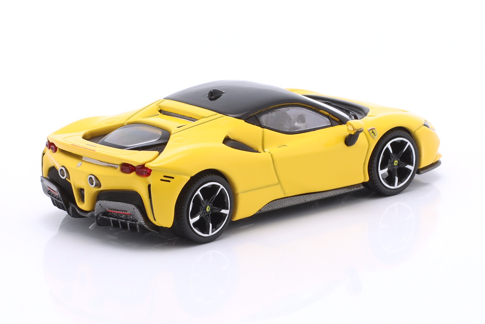 Ferrari SF90 Stradale Baujahr 2024 Modena gelb  BBR