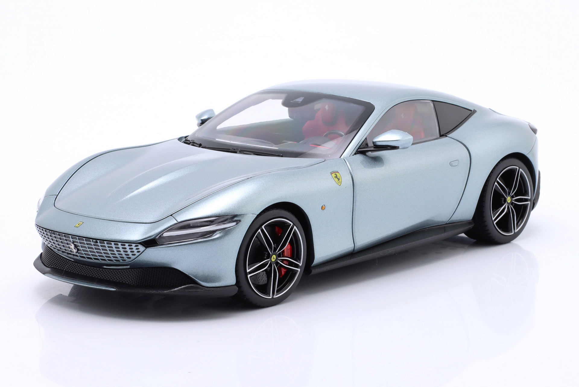 Ferrari Roma Baujahr 2019 titangrau metallic  