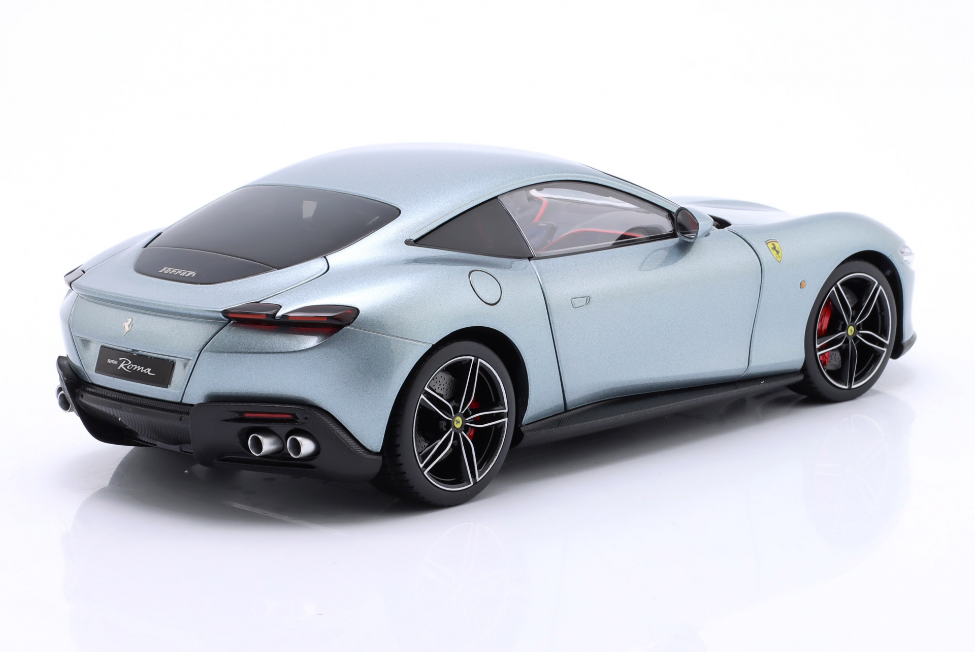 Ferrari Roma Baujahr 2019 titangrau metallic  