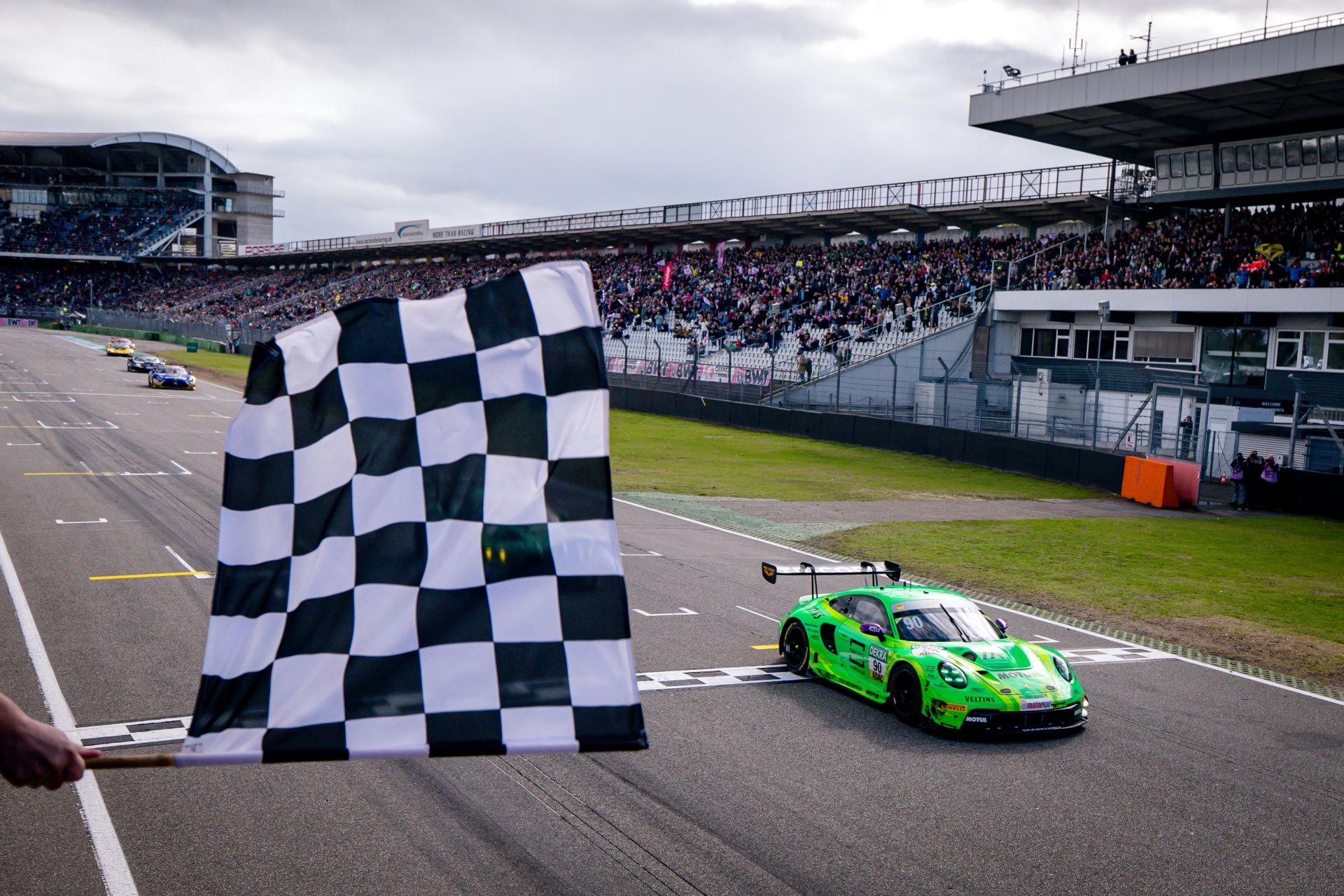 Porsche 911 GT3 R #90 DTM Champion 2025 Ayhancan G&uuml;ven Manthey Greeno  