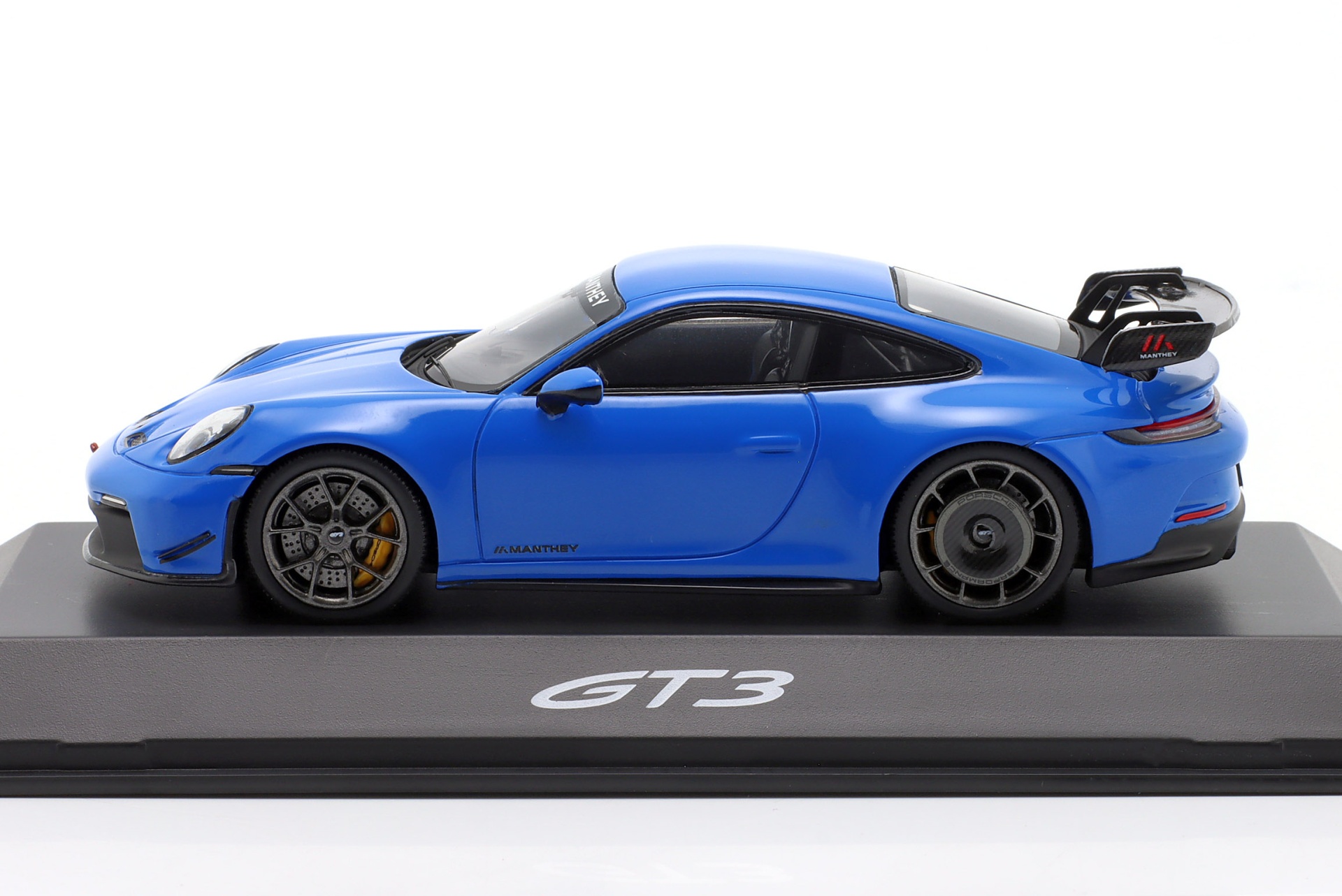 	Porsche 911 (992) GT3 Manthey Kit 2024 sharkblue  
