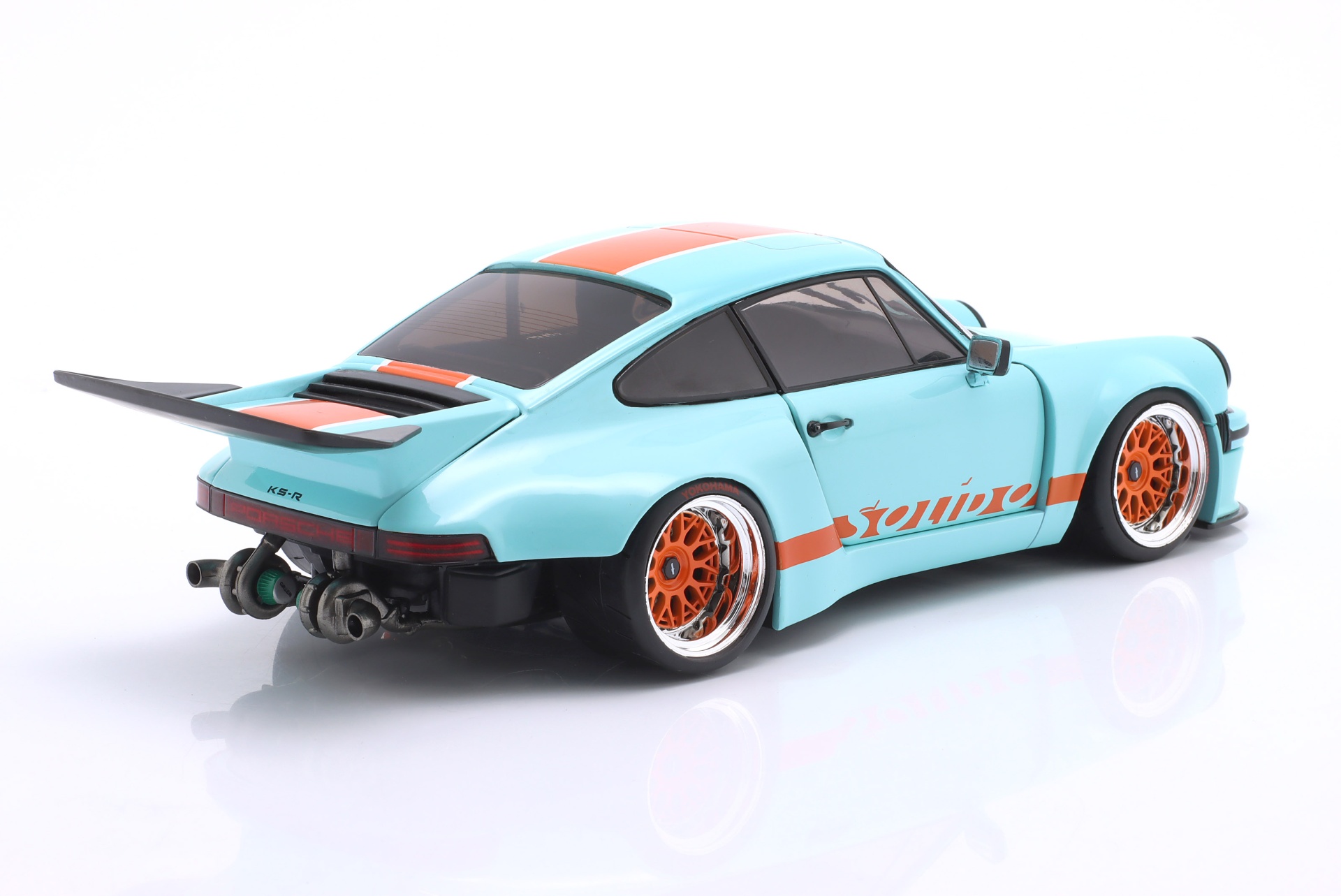 Porsche 911 KS-R by Khyzyl Saleem 2026 hellblau / orange  