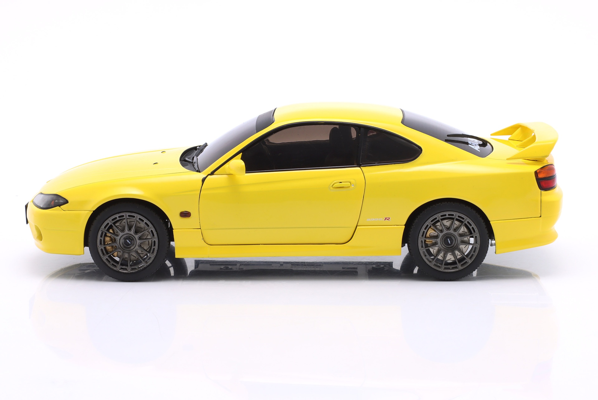 Nissan Silvia (S15) Spec-R Aero Baujahr 1999 gelb  