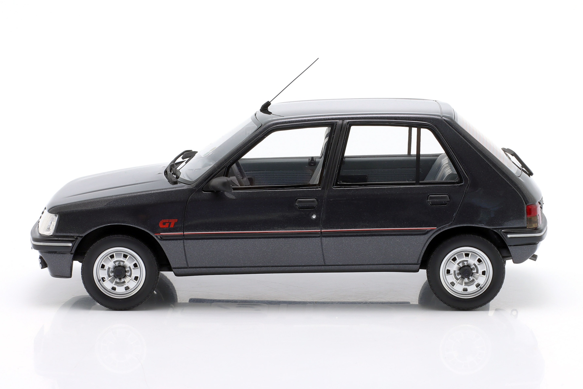 Peugeot 205 GT Baujahr 1993 graphitgrau  OttOmobile