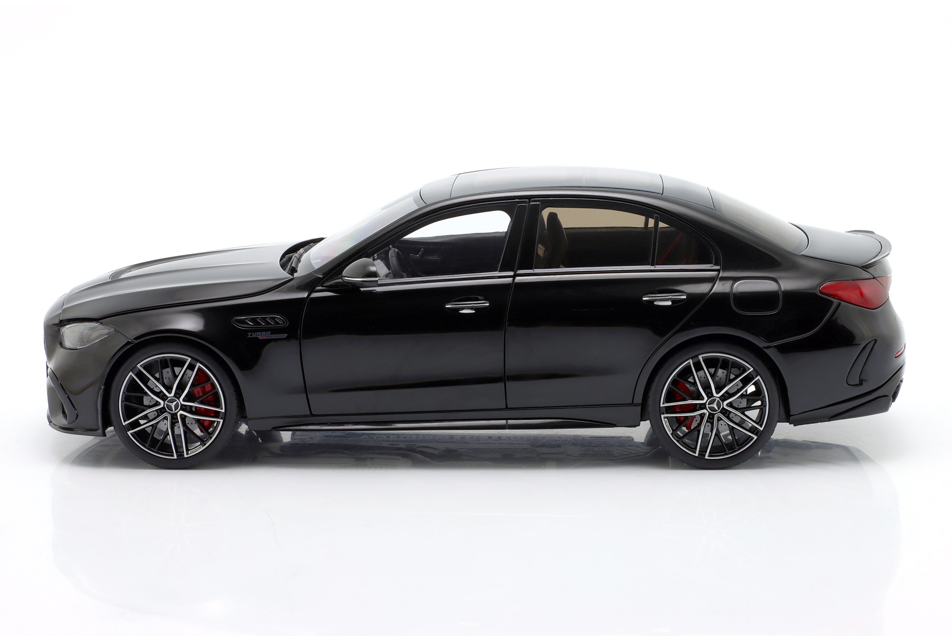Mercedes-Benz AMG C 63 S E Performance (W206) Baujahr 2024 obsidianschwarz  