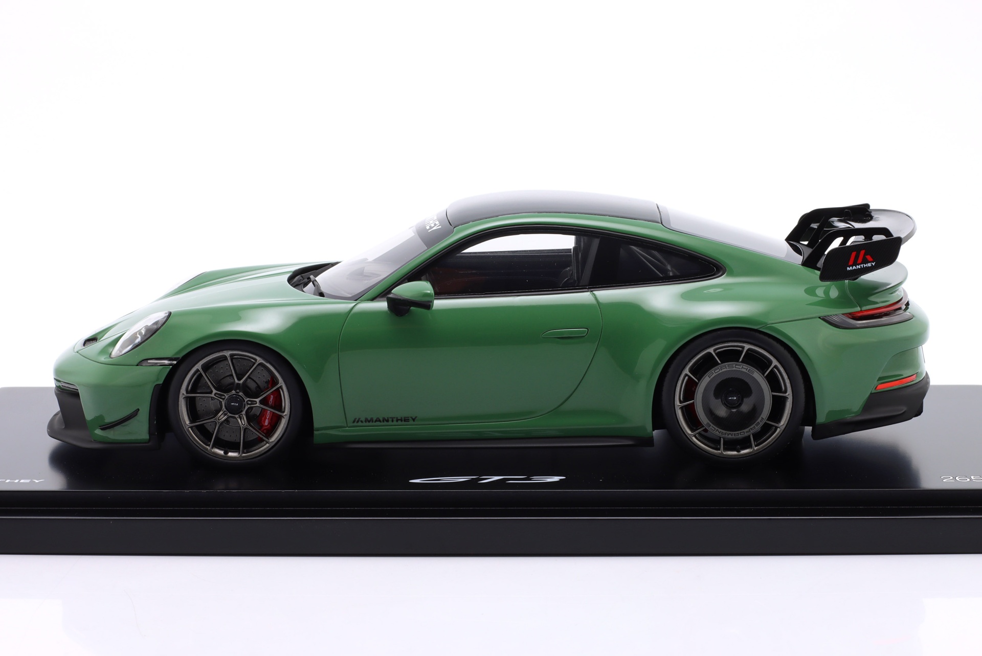 Porsche 911 GT3 (992) Manthey Kit 2024 auratiumgr&uuml;n 1:18 