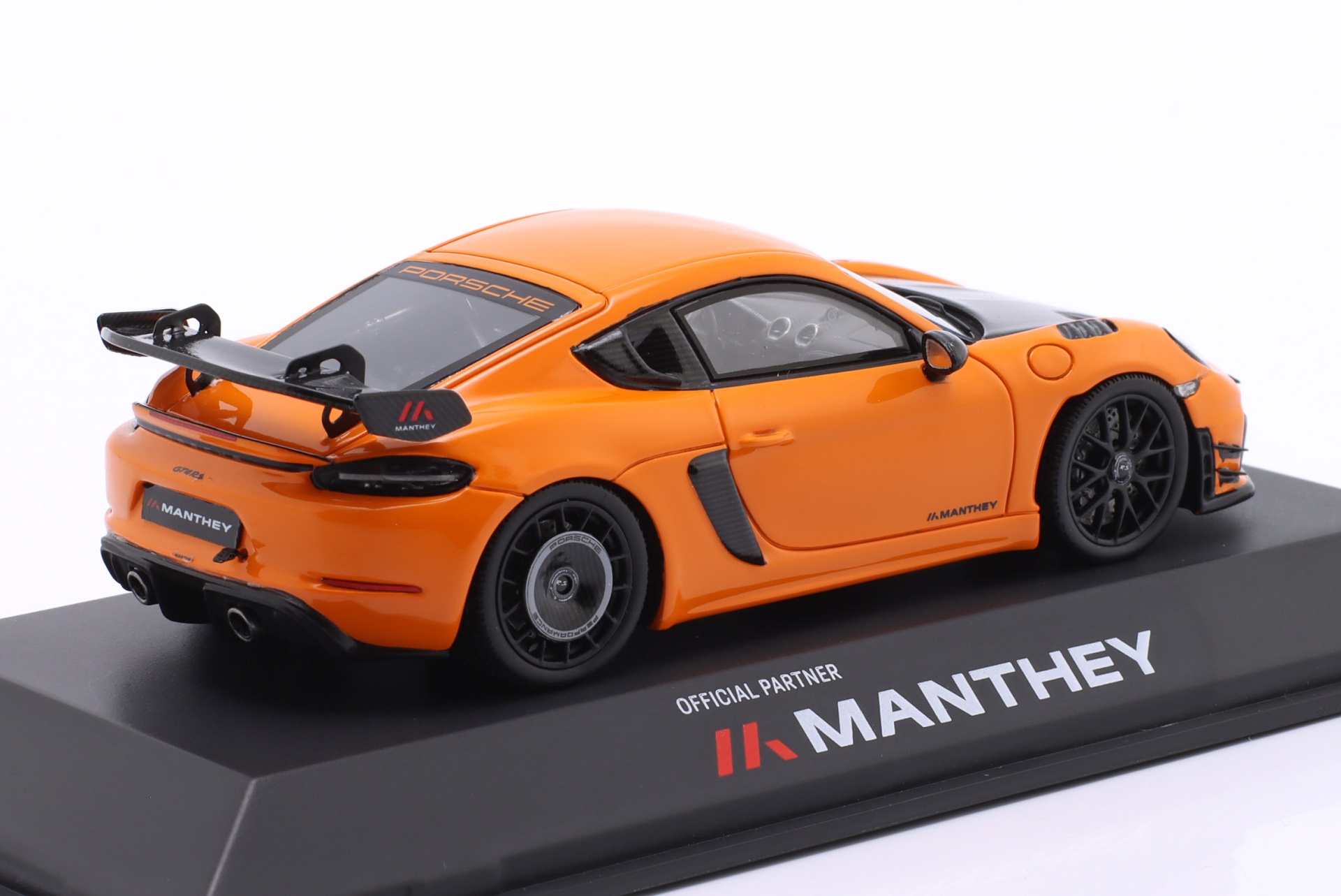 Porsche 718 Cayman GT4 RS (982) Manthey Kit 2024 pastell orange  