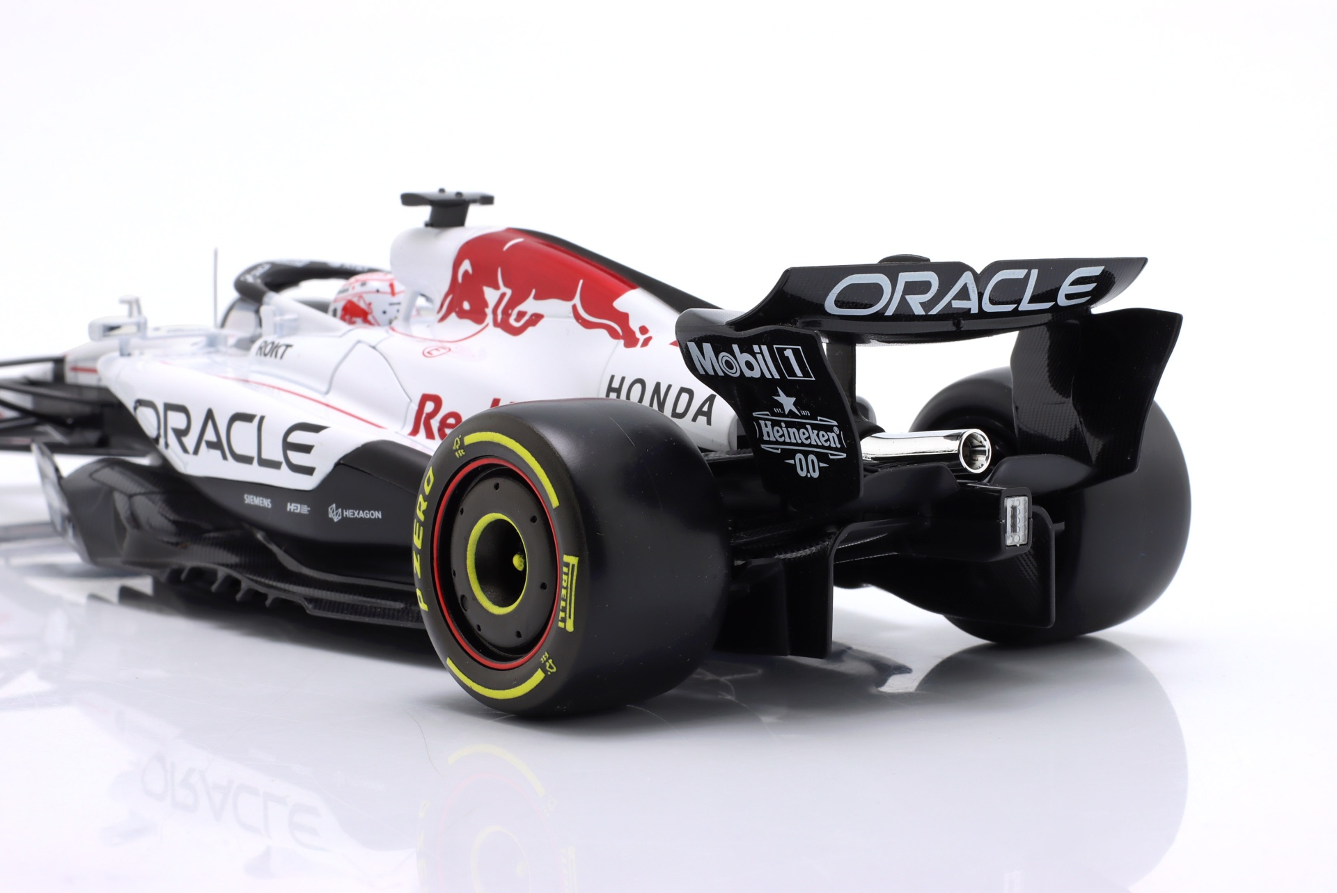 Max Verstappen Red Bull RB21 #1 Sieger Japan GP Formel 1 2025  