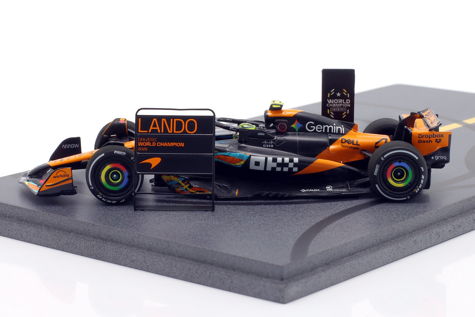 Lando Norris McLaren MCL39 #4 3rd Abu Dhabi GP Formel 1 Weltmeister 2025  