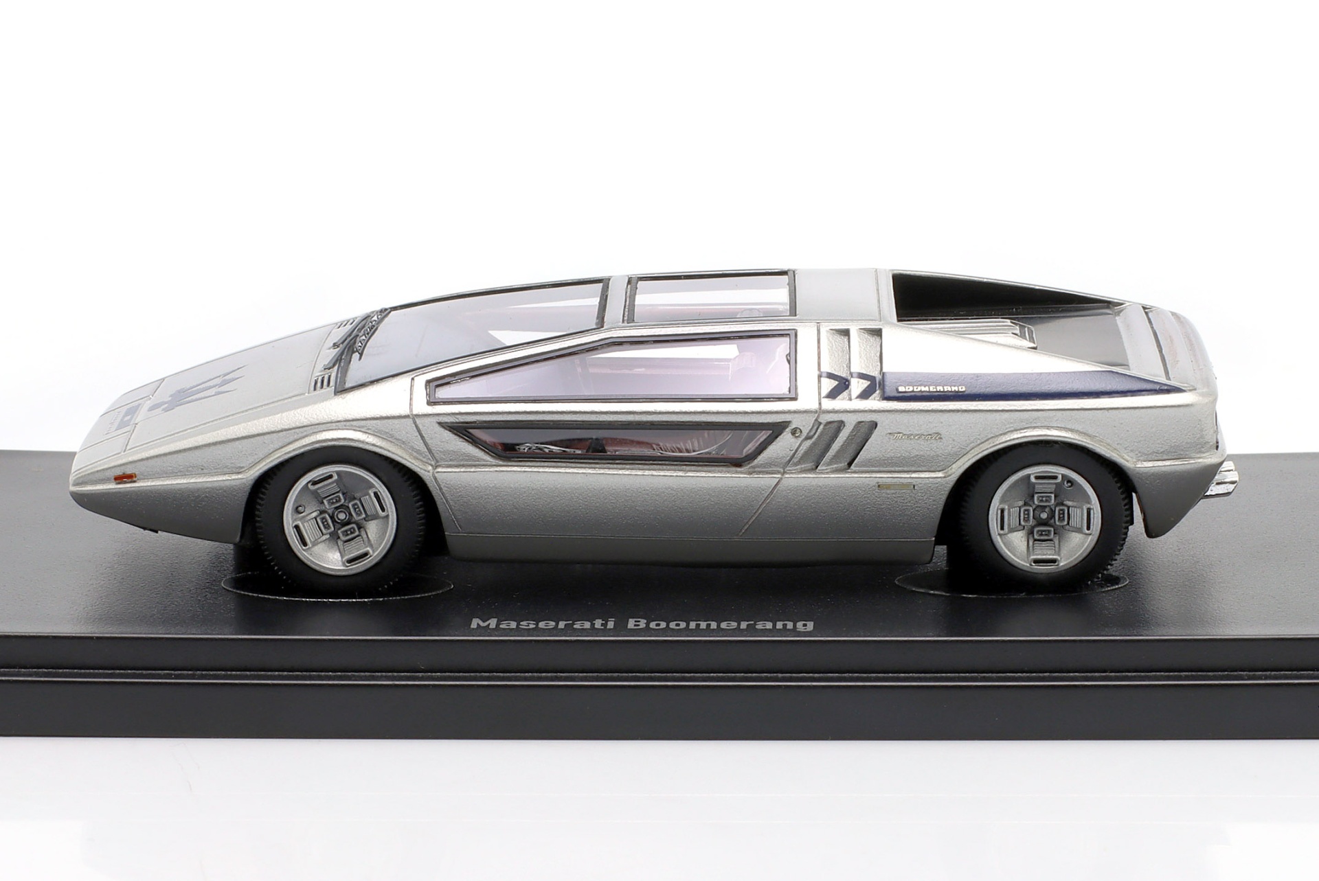 Maserati Boomerang Concept Car 1971 silber  