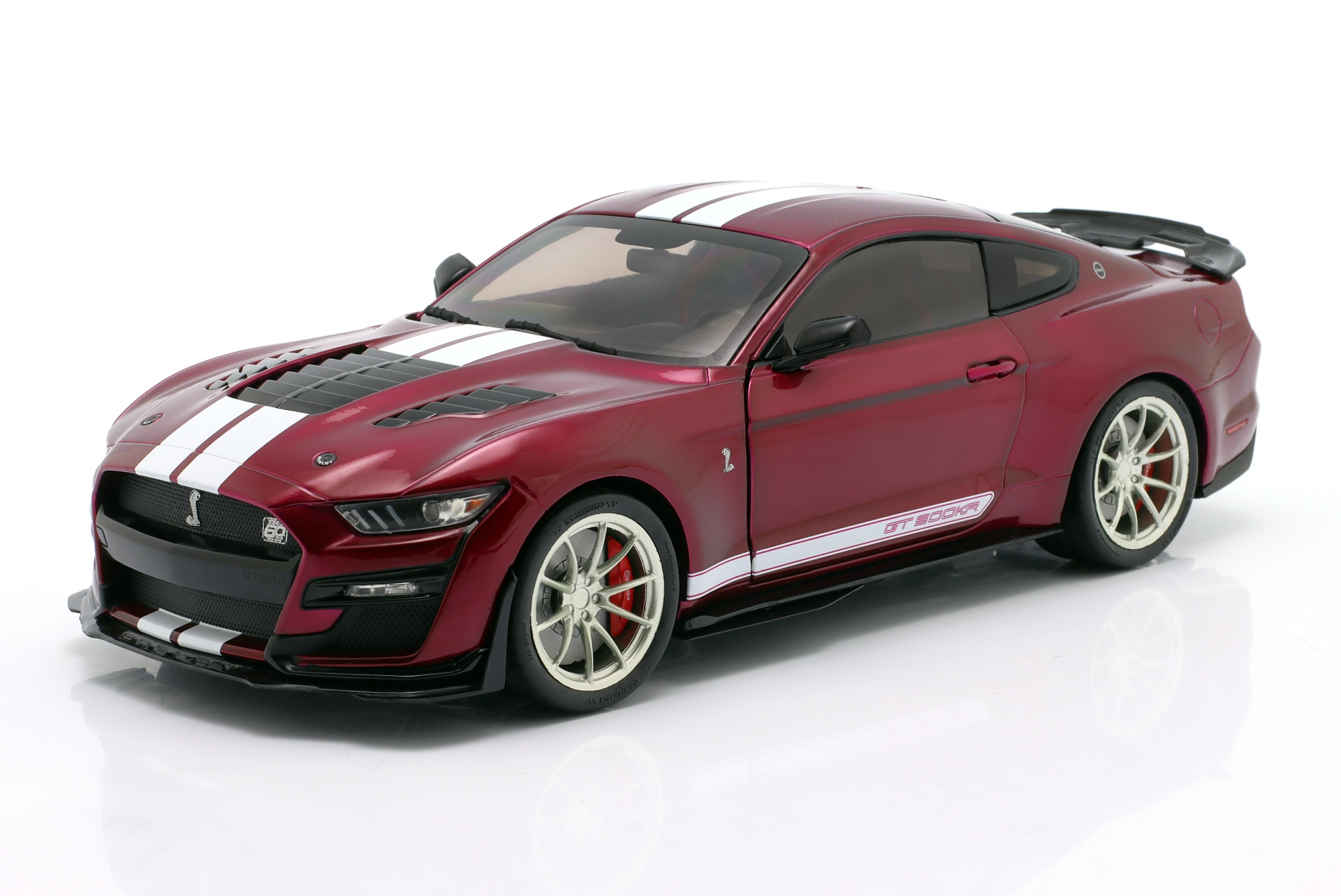 Ford Mustang Shelby GT500KR Baujahr 2023 lila metallic  
