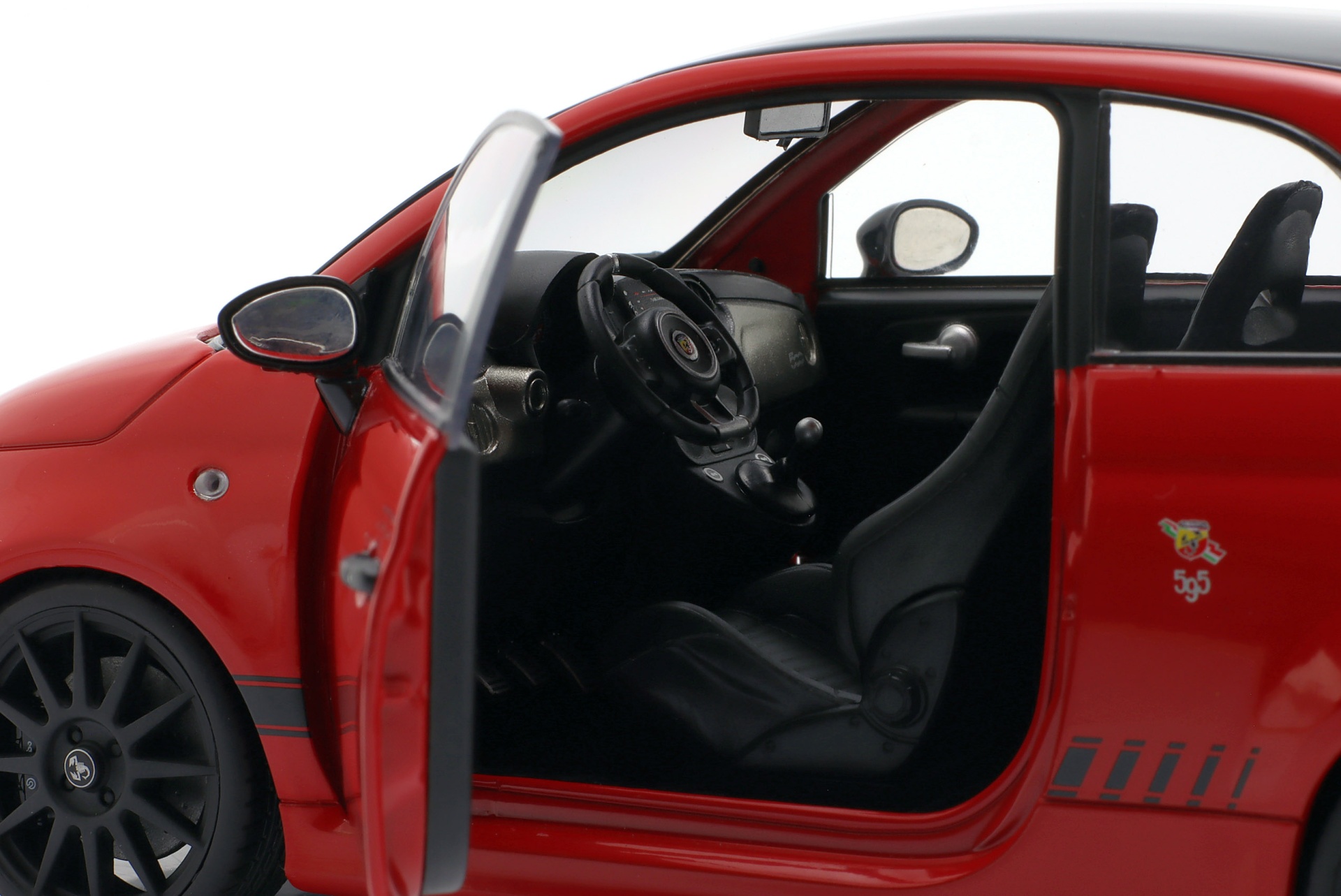 Fiat F595 Abarth Baujahr 2023 rot  