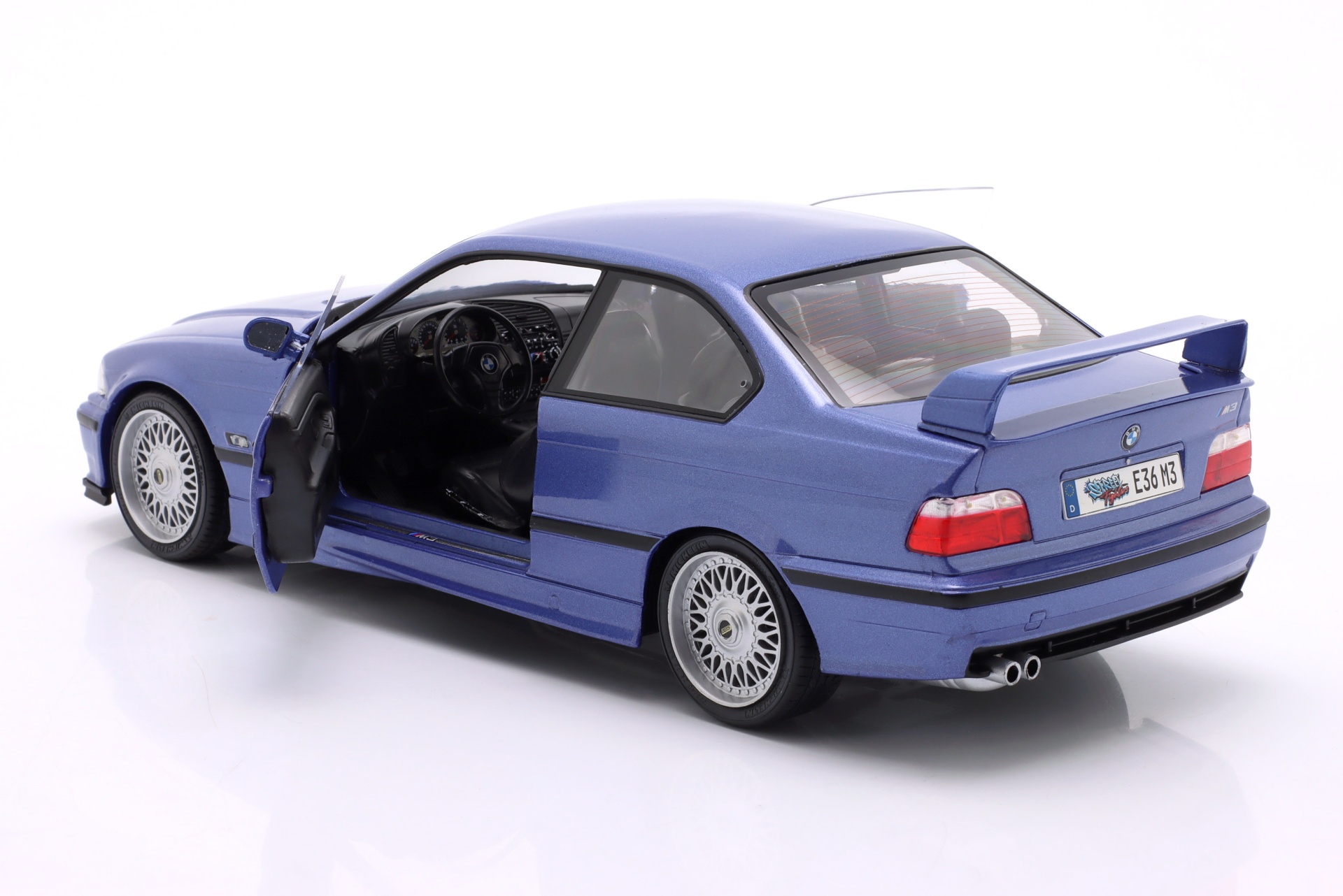 BMW M3 (E36) Coup&eacute; Baujahr 1996 Estoril blau  