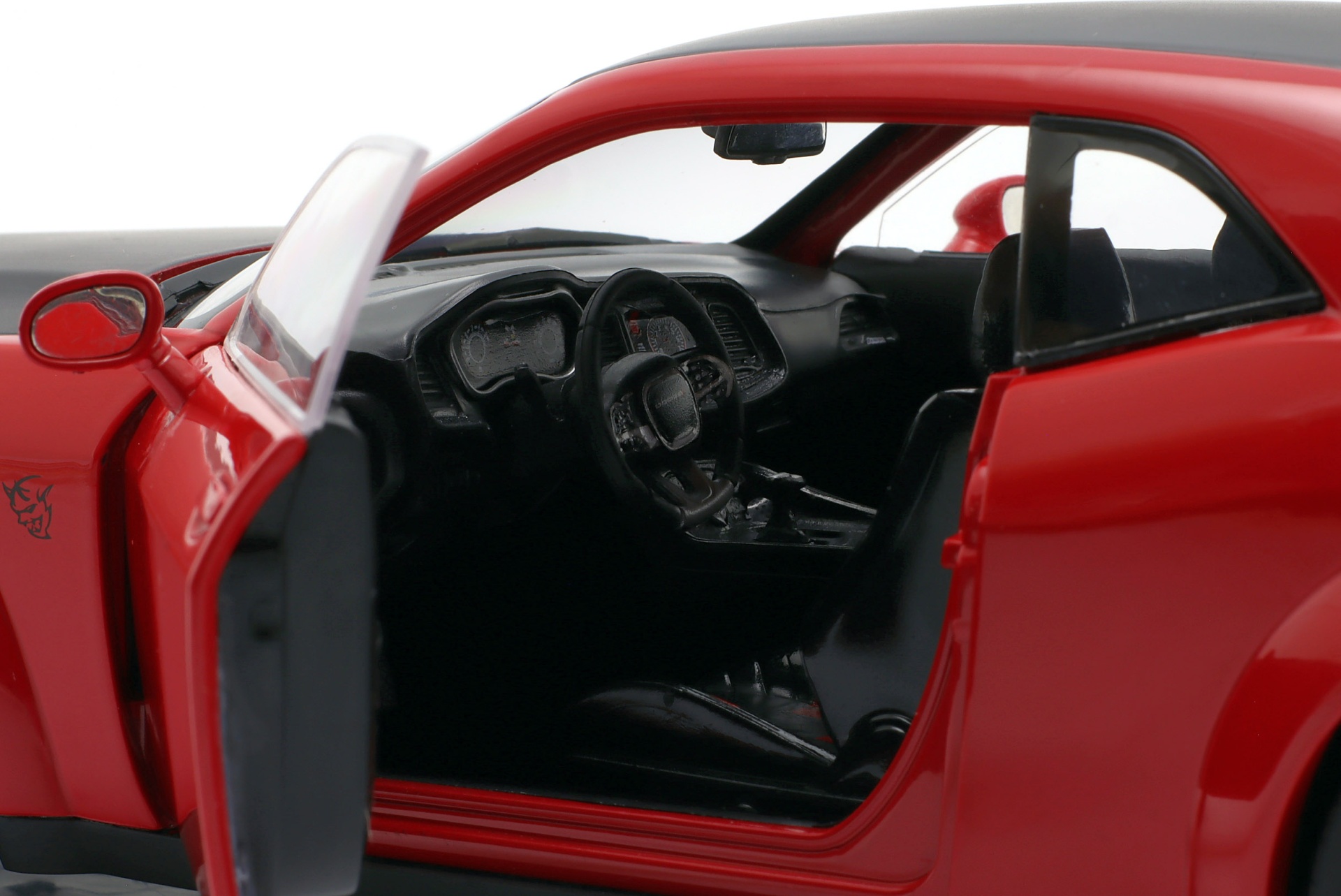 Dodge Challenger SRT Demon Baujahr 2023 rot  