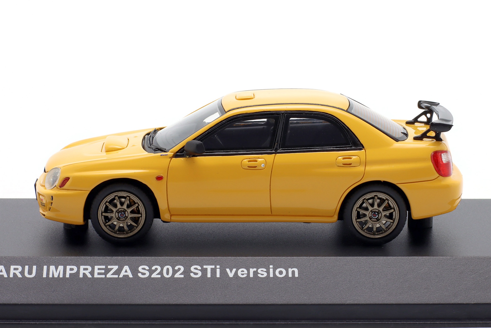 Subaru Impreza S202 STi Baujahr 2002 gelb  