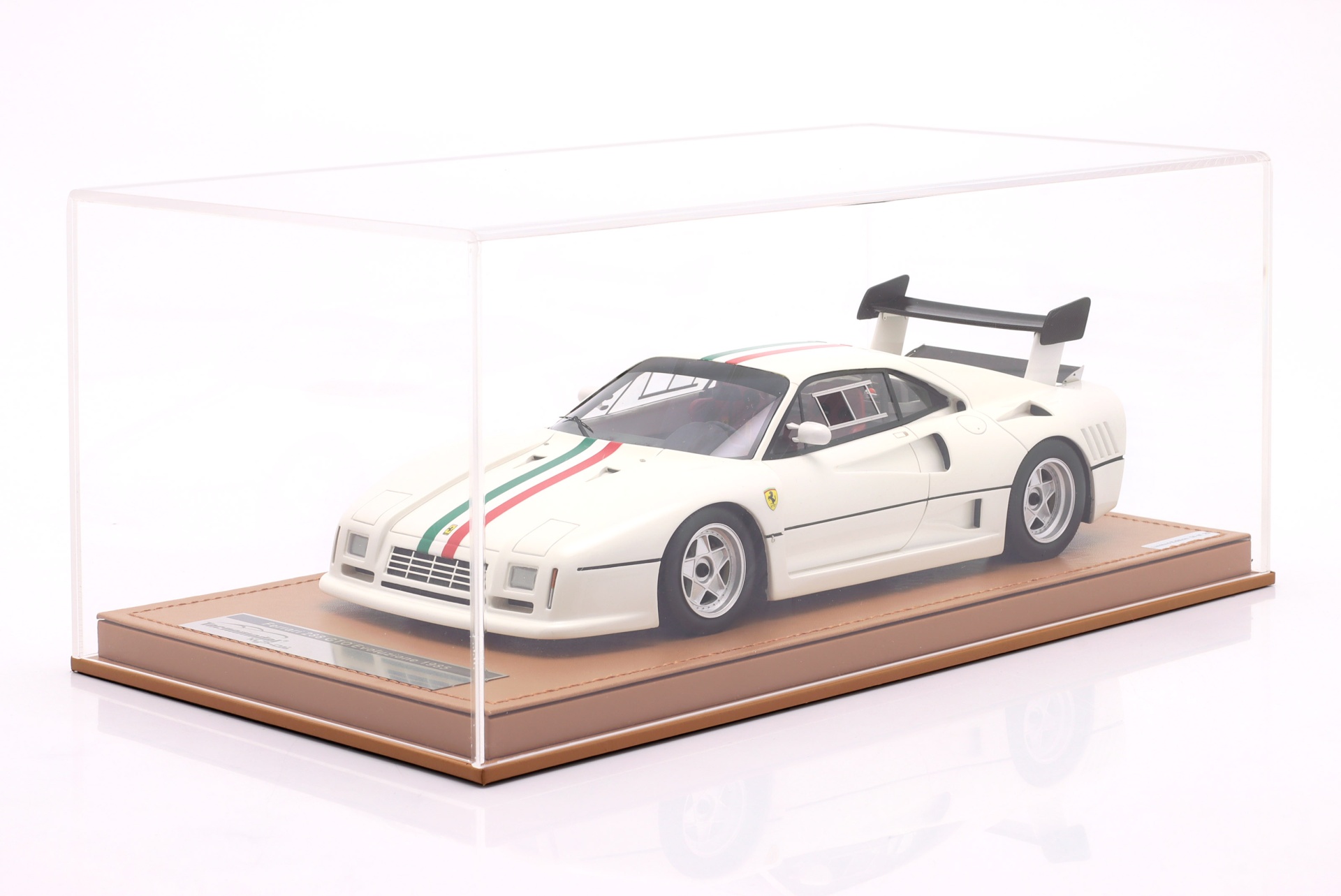Ferrari 288 GTO Evoluzione Baujahr 1985 wei&szlig; / Trikolore  