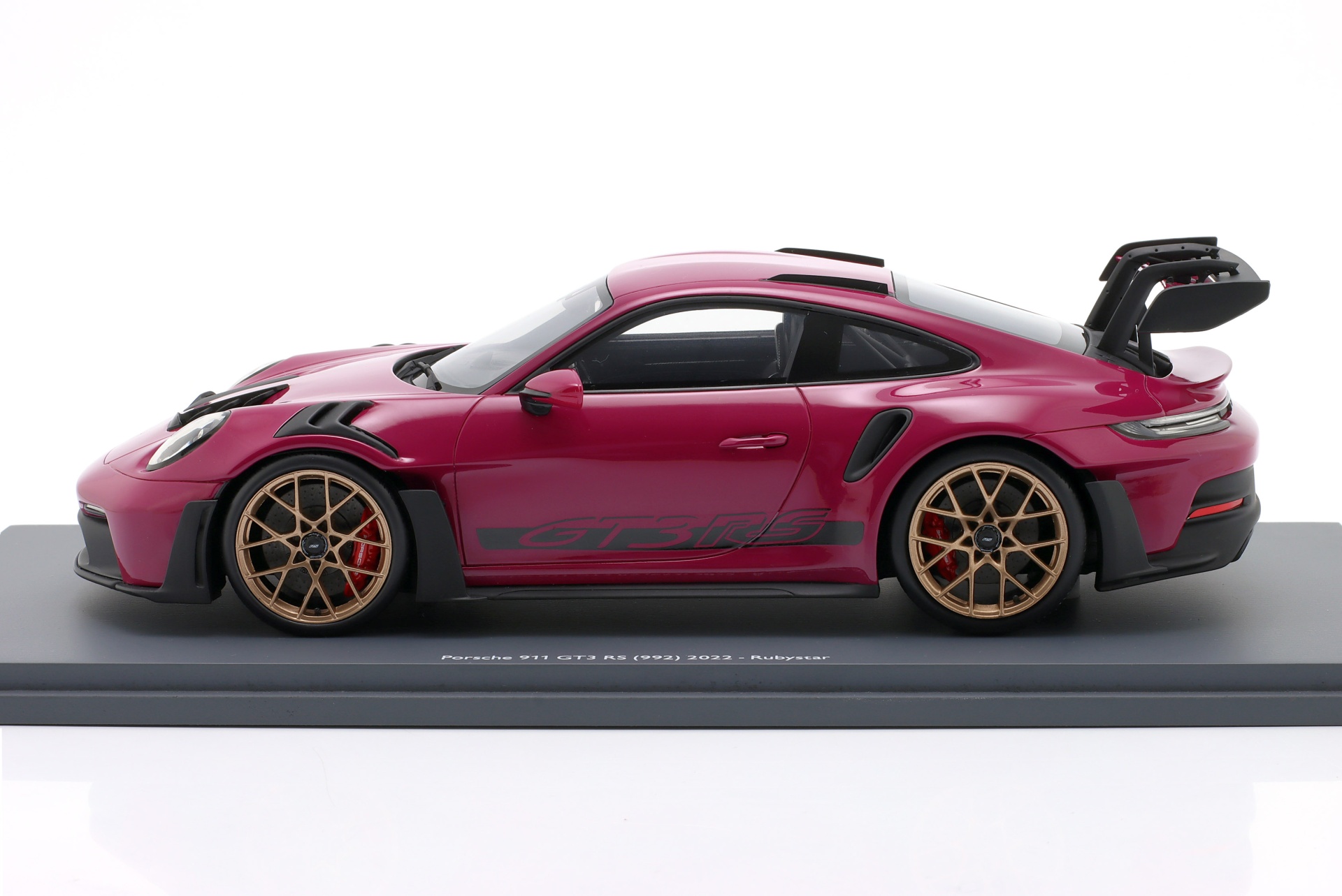 Porsche 911 (992) GT3 RS Baujahr 2022 sternrubin  