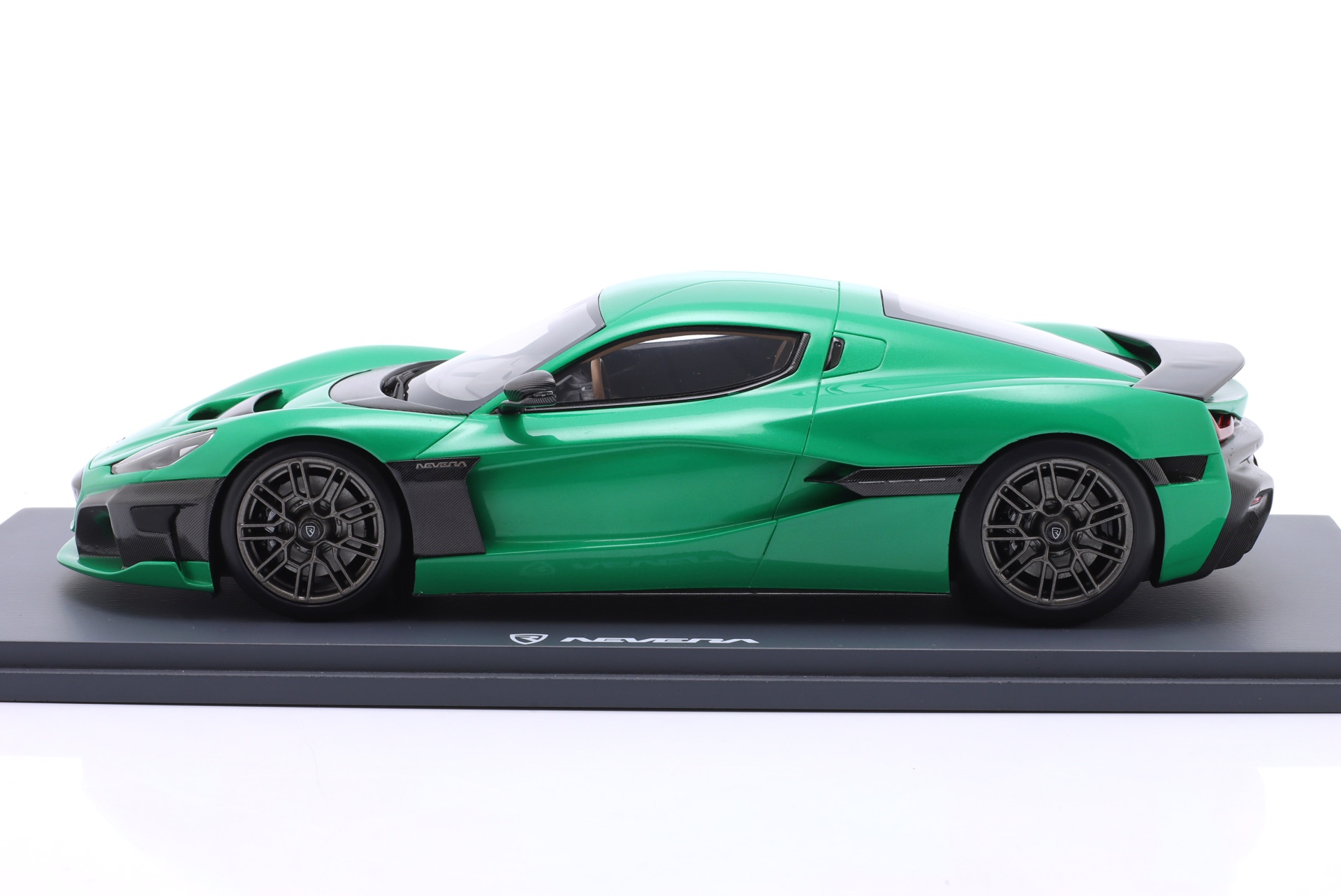 Rimac Nevera Baujahr 2022 gr&uuml;n  