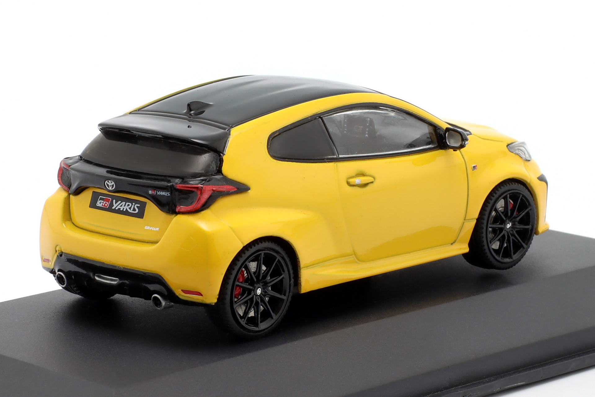 Toyota GR Yaris Baujahr 2024 gelb  