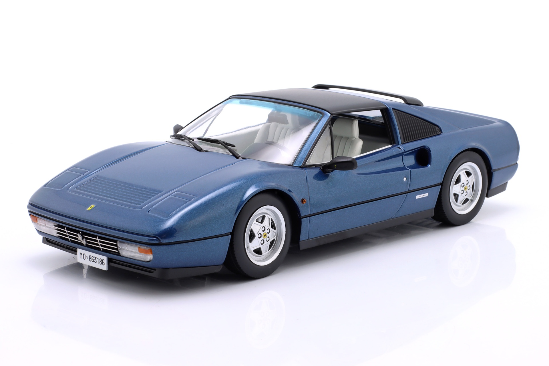 Ferrari 328 GTS Baujahr 1985 blau metallic  