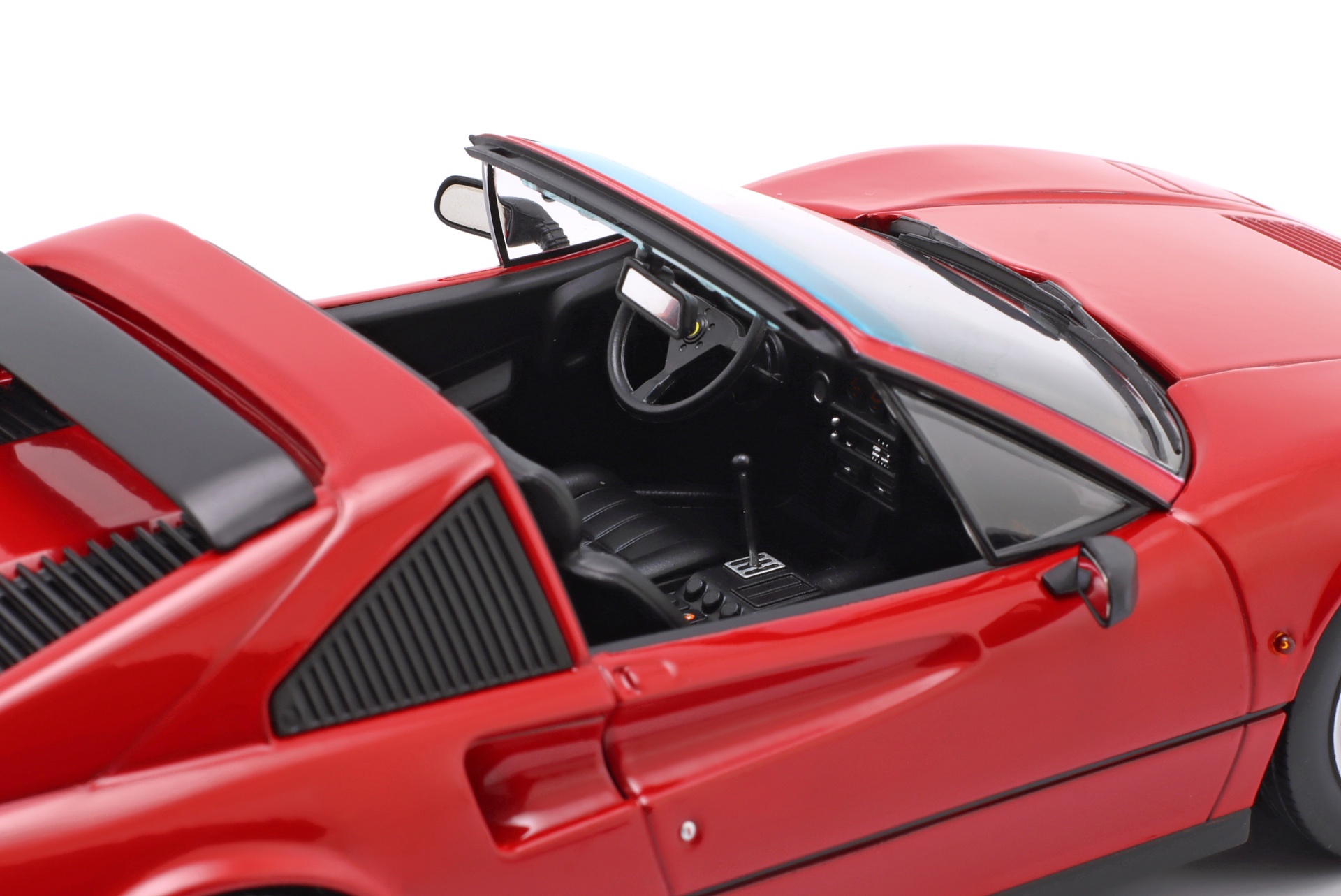 Ferrari 328 GTS Baujahr 1985 rot  