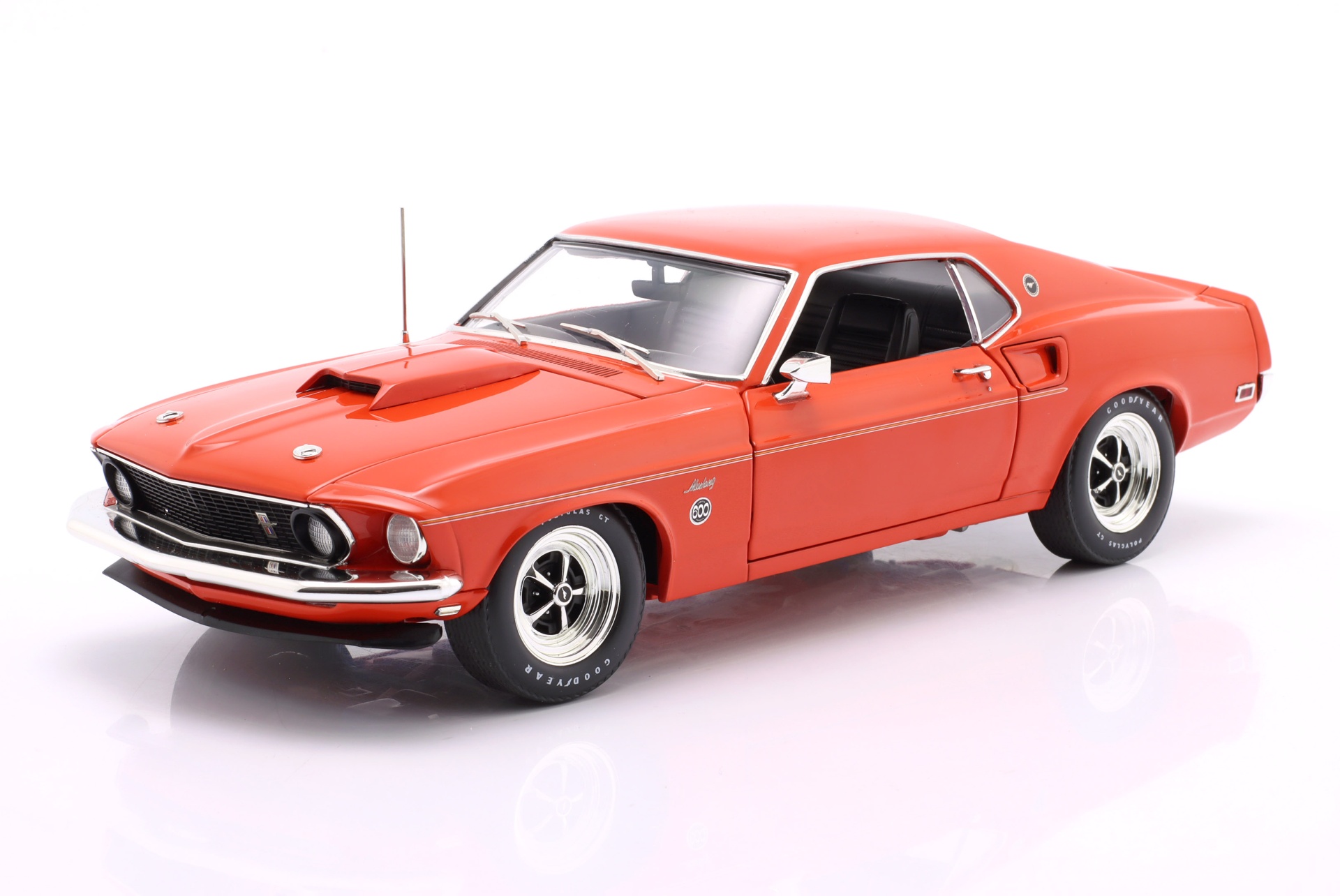 Ford Mustang 600 Coupe Flower Power Baujahr 1969 rot / orange  