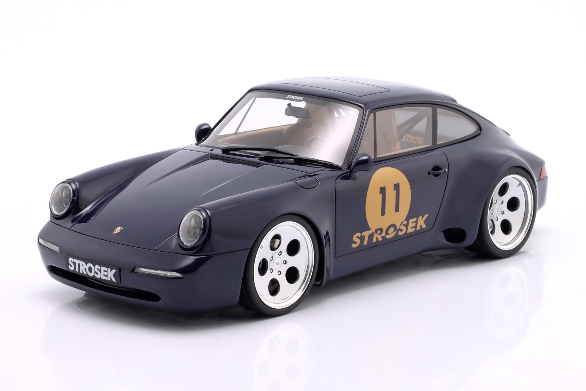 Porsche 911 Strosek Mega 30 Baujahr 2024 dunkelblau  GT-Spirit