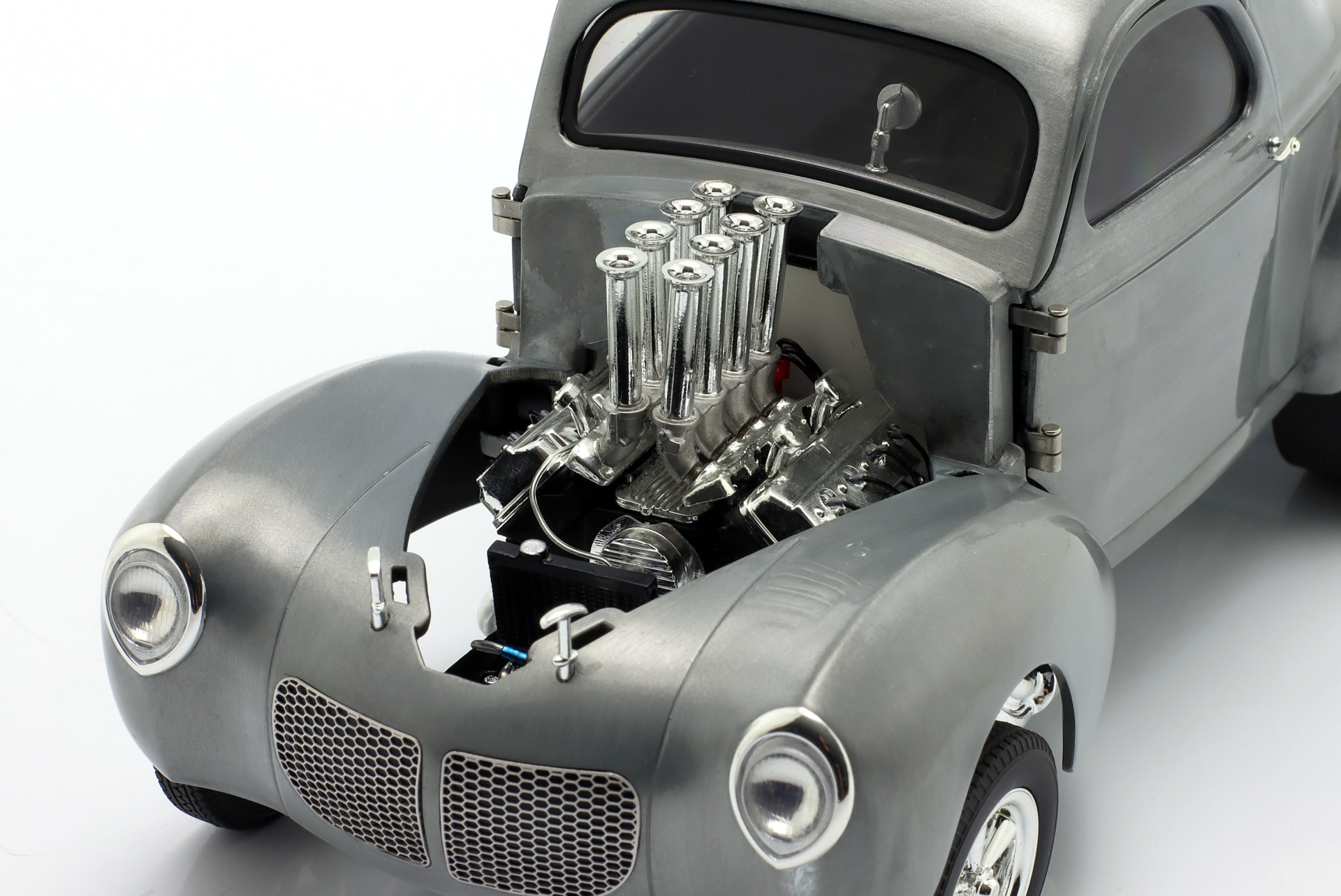 Willys Gasser Hammered Steel Baujahr 1940 clear finish  