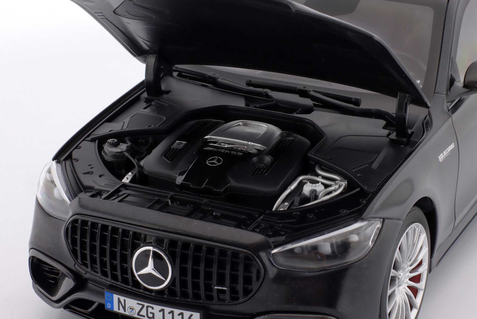 Mercedes-Benz AMG S 63 E Performance Baujahr 2022 nachtschwarz  