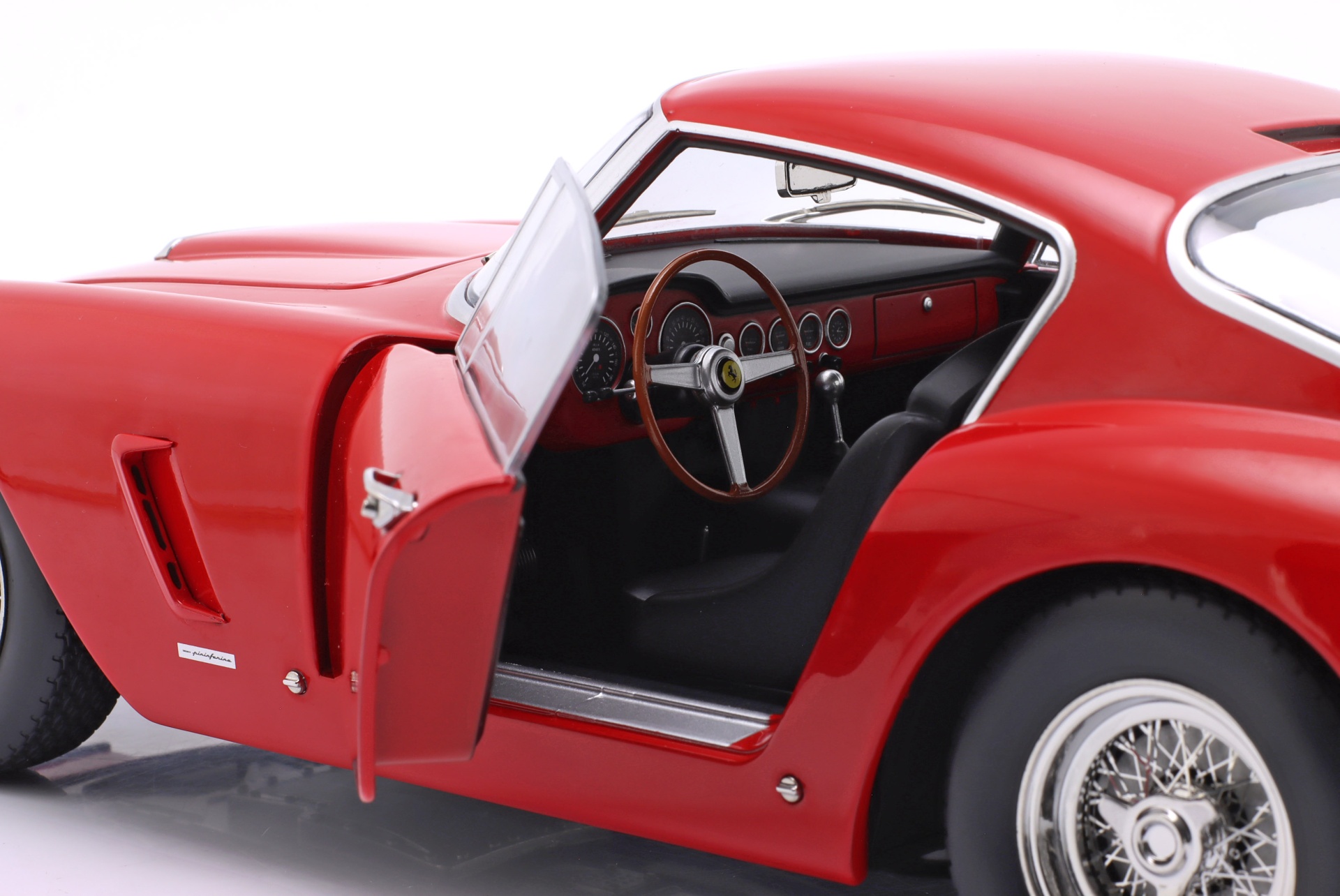 Ferrari 250 GT SWB Competizione Plain Body Version Baujahr 1961 rot 1:12 