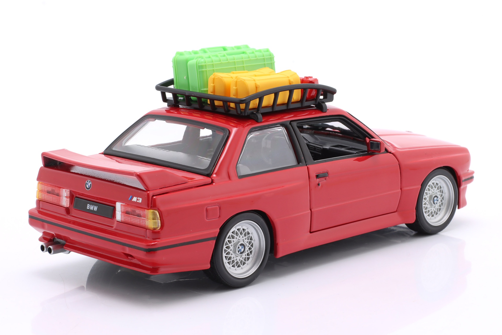 BMW M3 E30 mit Dachgep&auml;ckkorb Baujahr 1988 rot  