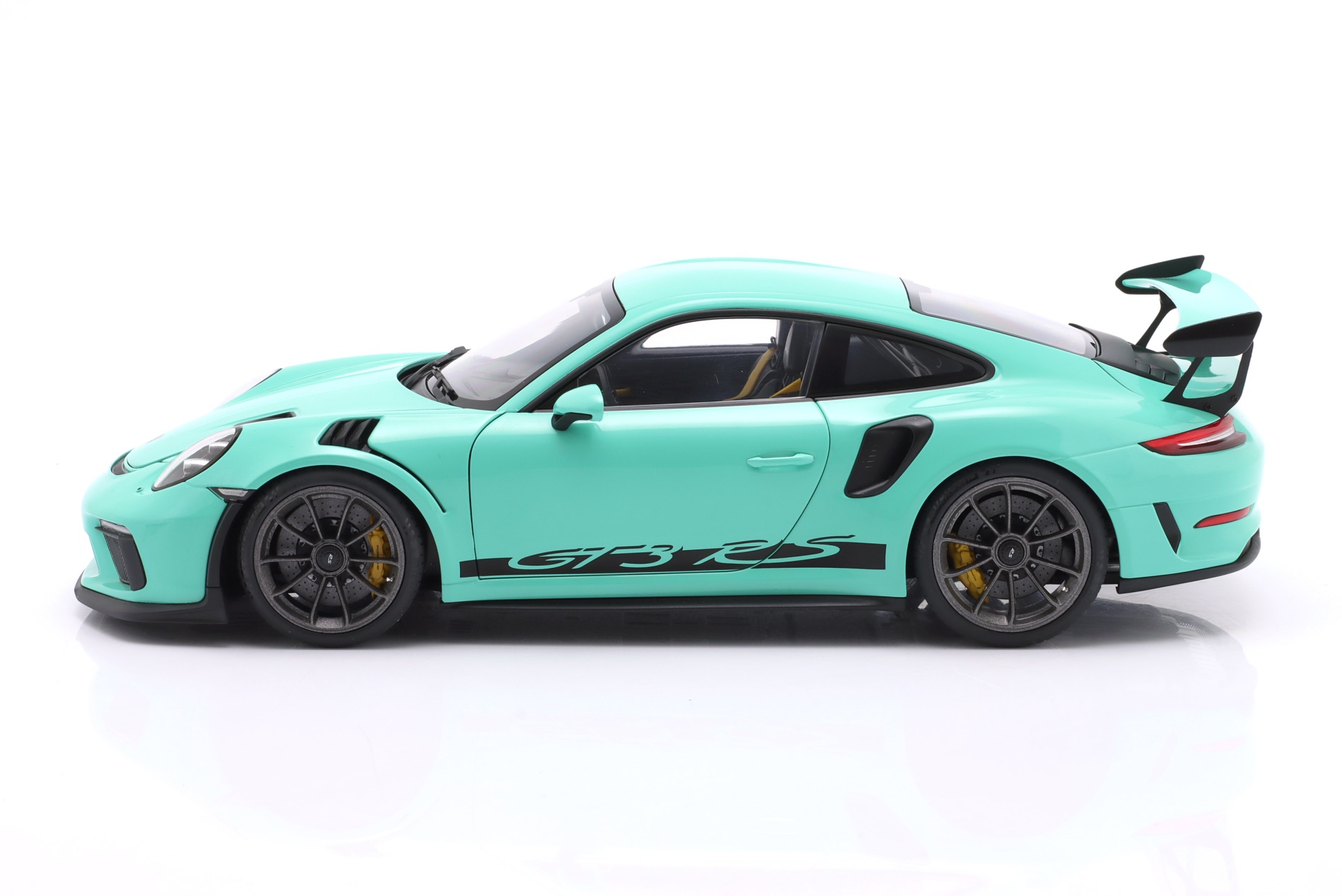 Porsche 911 (991.2) GT3 RS Baujahr 2017 minz gr&uuml;n  